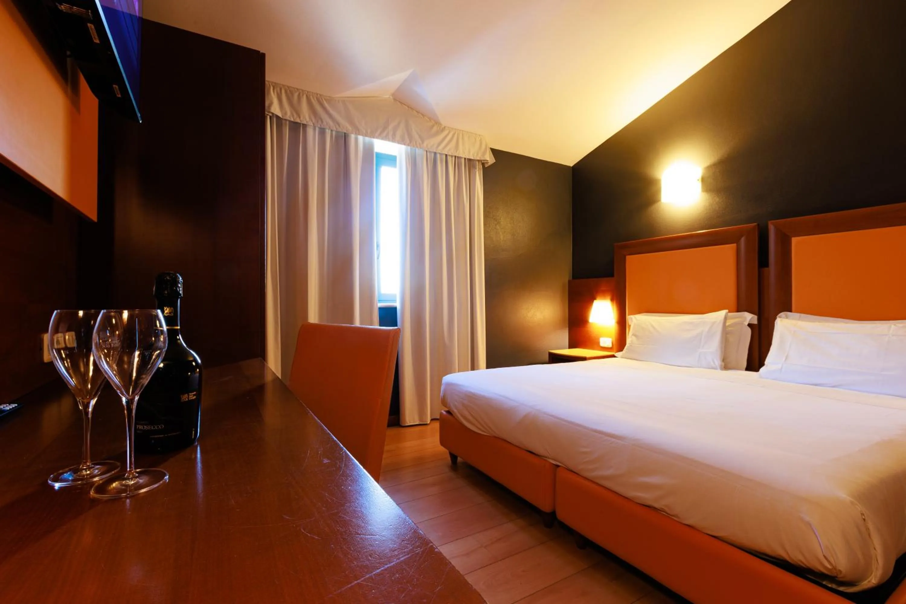 Bed in Hotel Villa Delle Rose - Malpensa