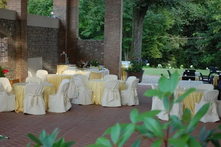 Day in Corte Della Rocca Bassa