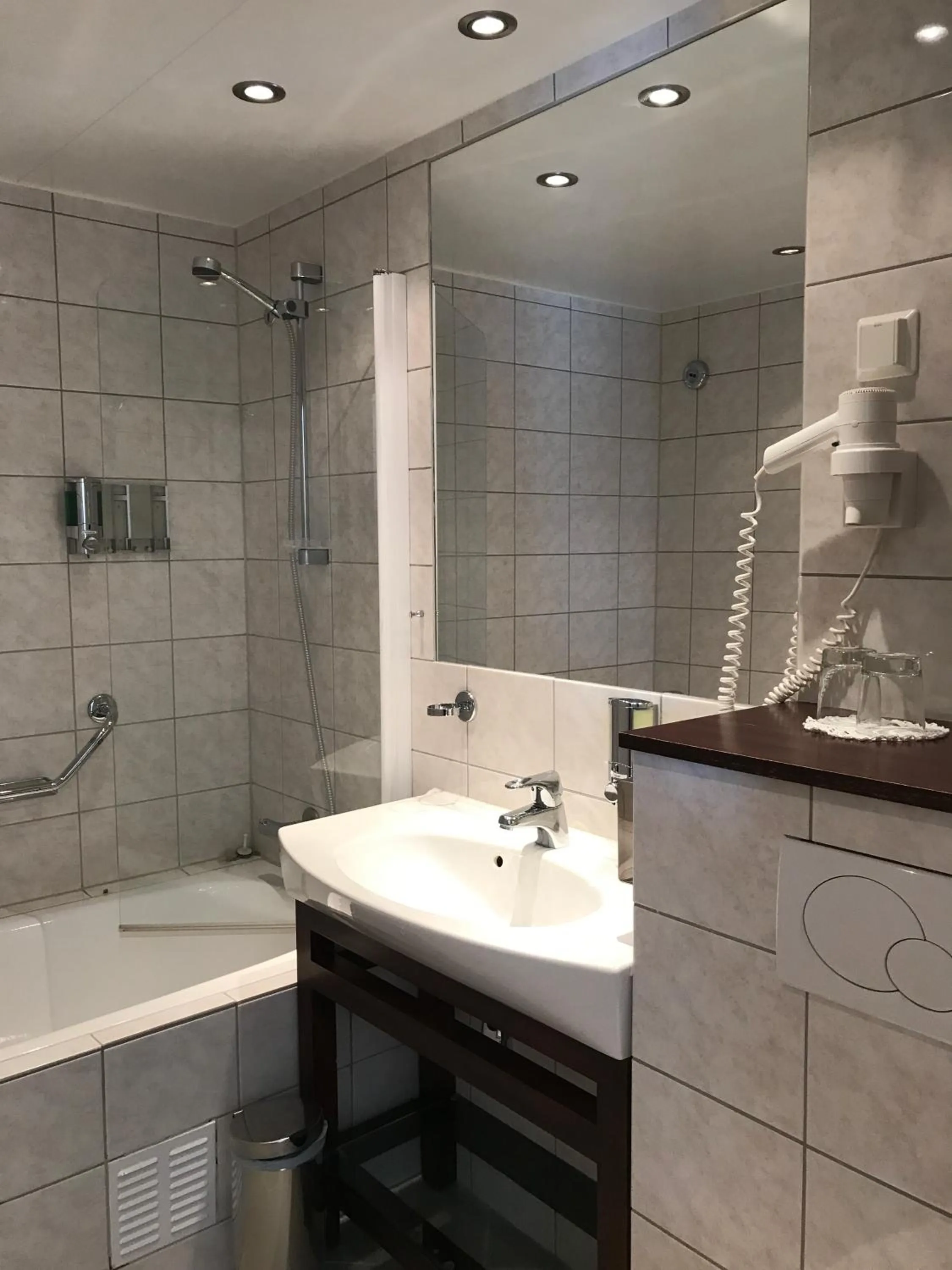 Bathroom in Arendal Herregaard Spa & Resort