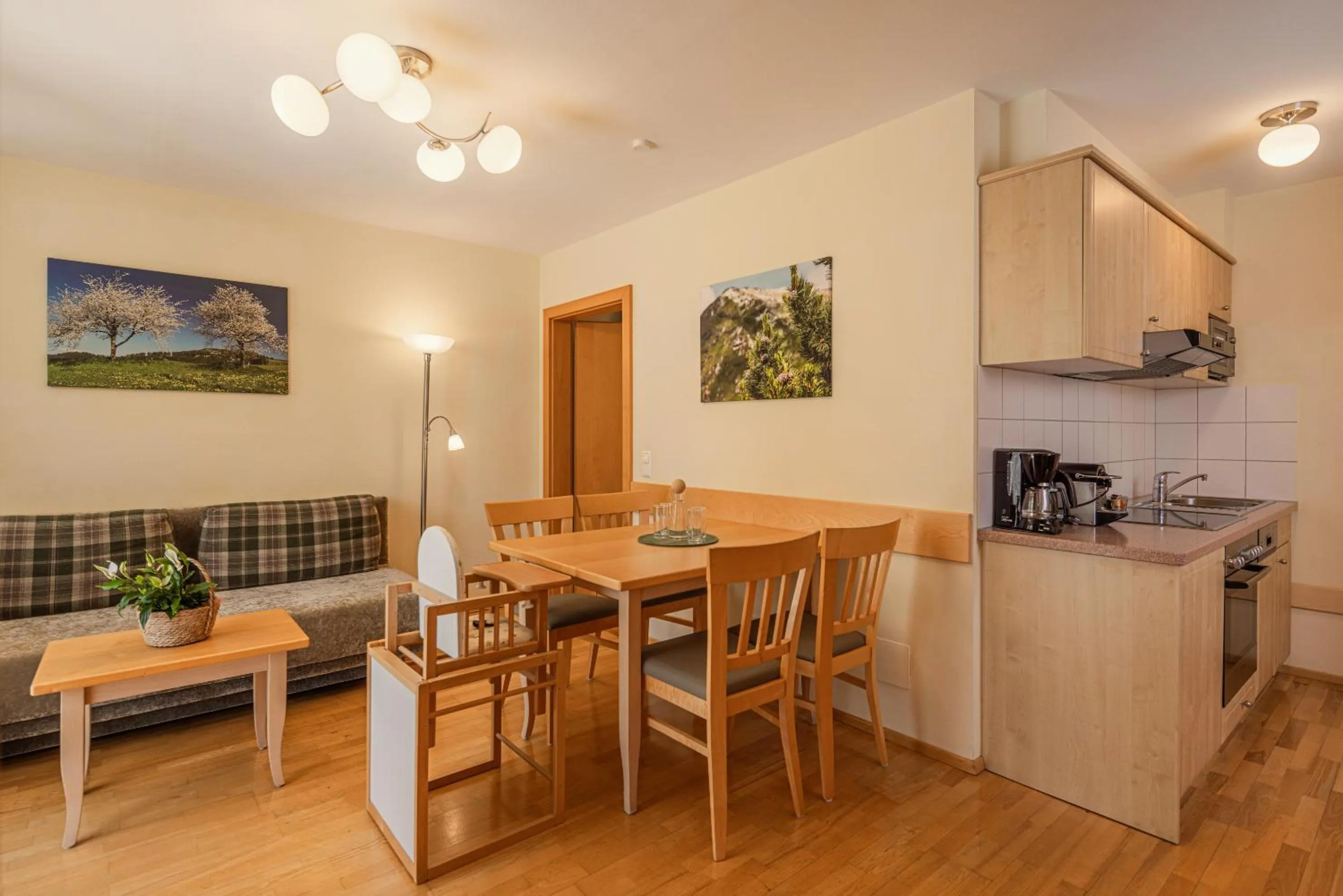 Living room in Alpine Spa Residence