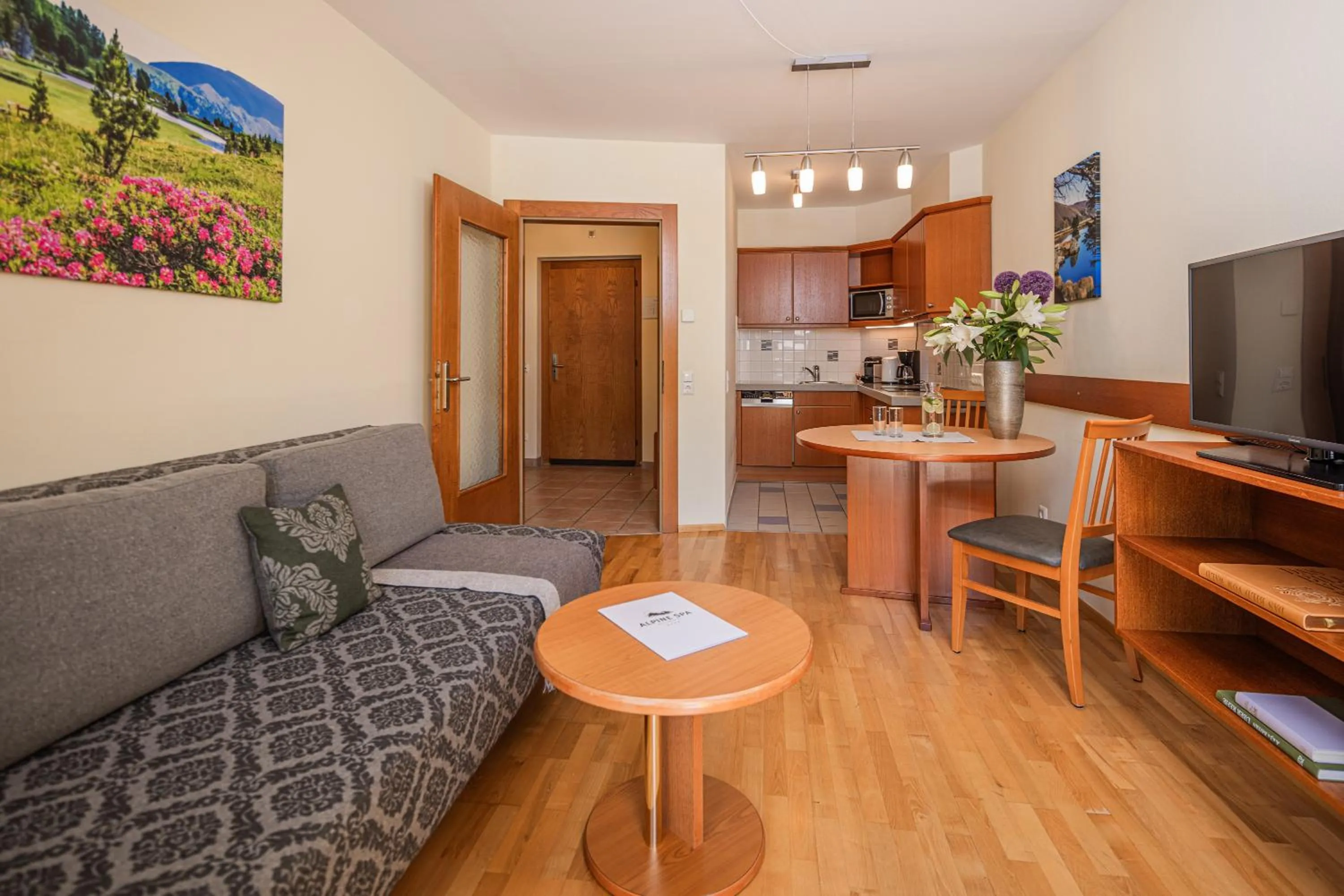 Living room in Alpine Spa Residence