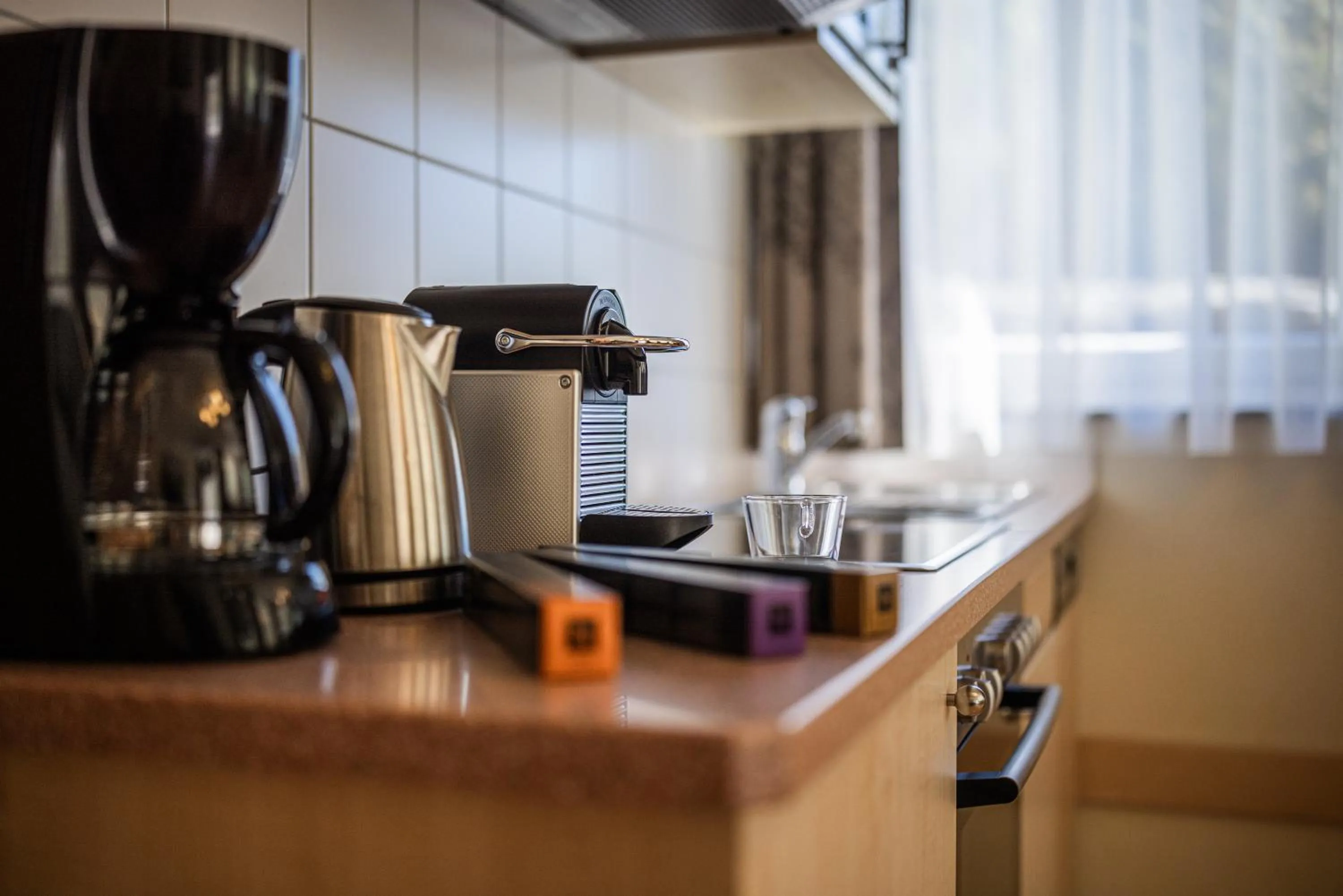 Coffee/tea facilities in Alpine Spa Residence
