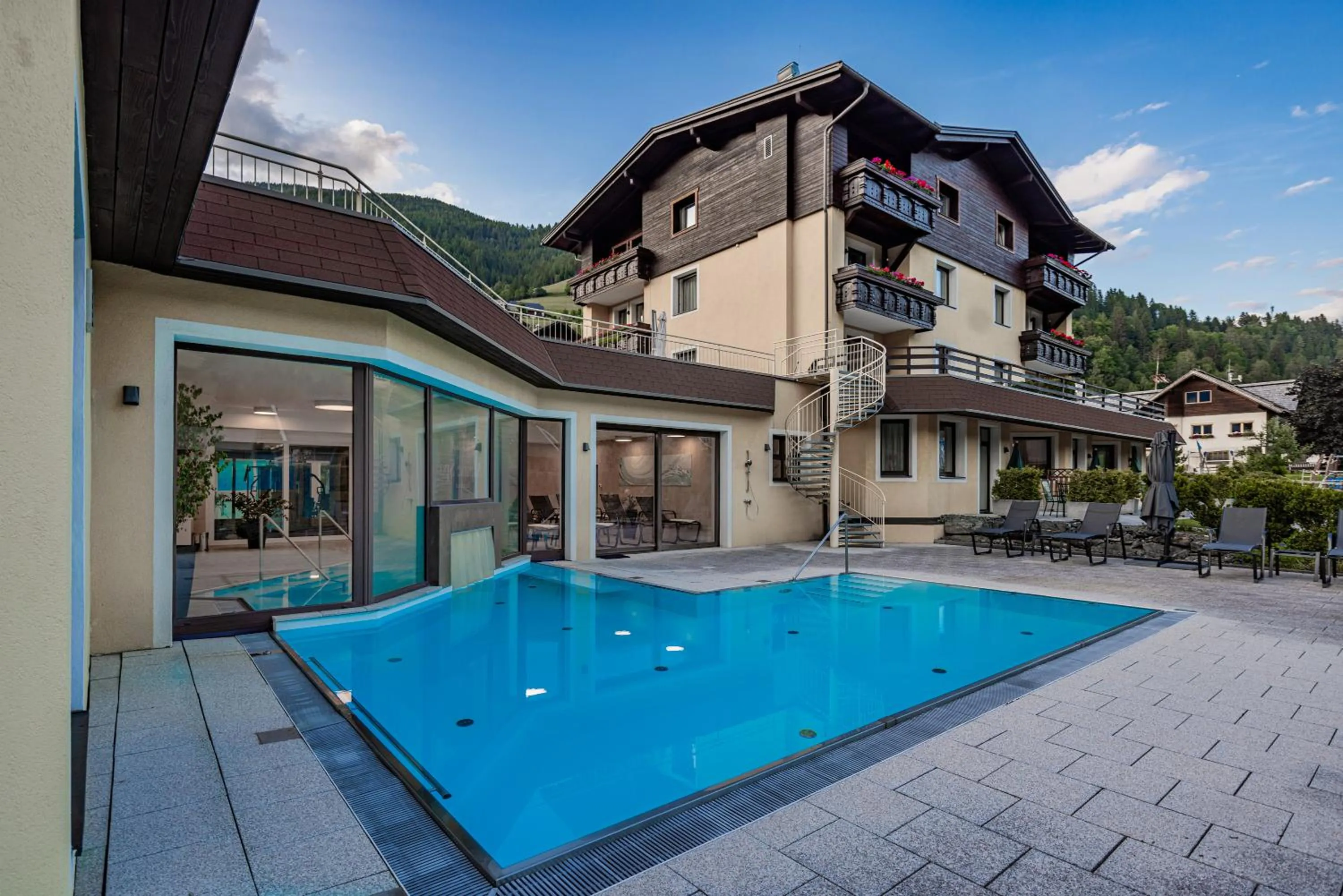 Swimming pool in Alpine Spa Residence