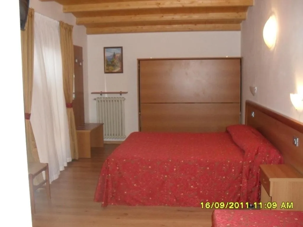Photo of the whole room in Hotel Montebaldina