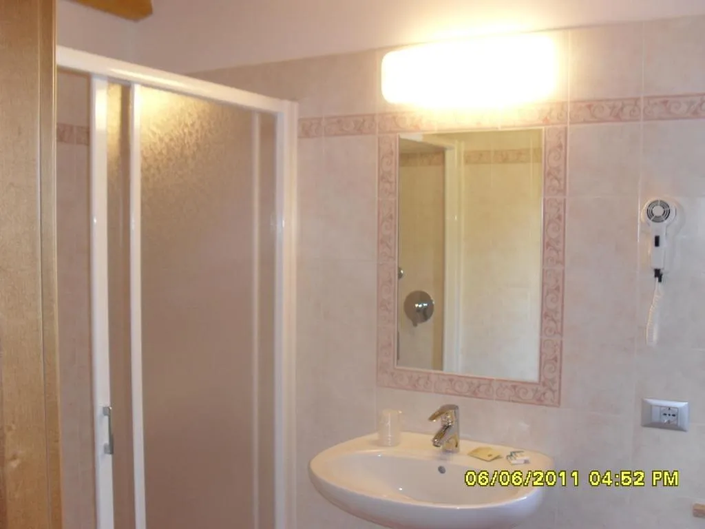 Bathroom in Hotel Montebaldina