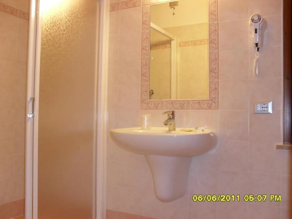 Bathroom in Hotel Montebaldina