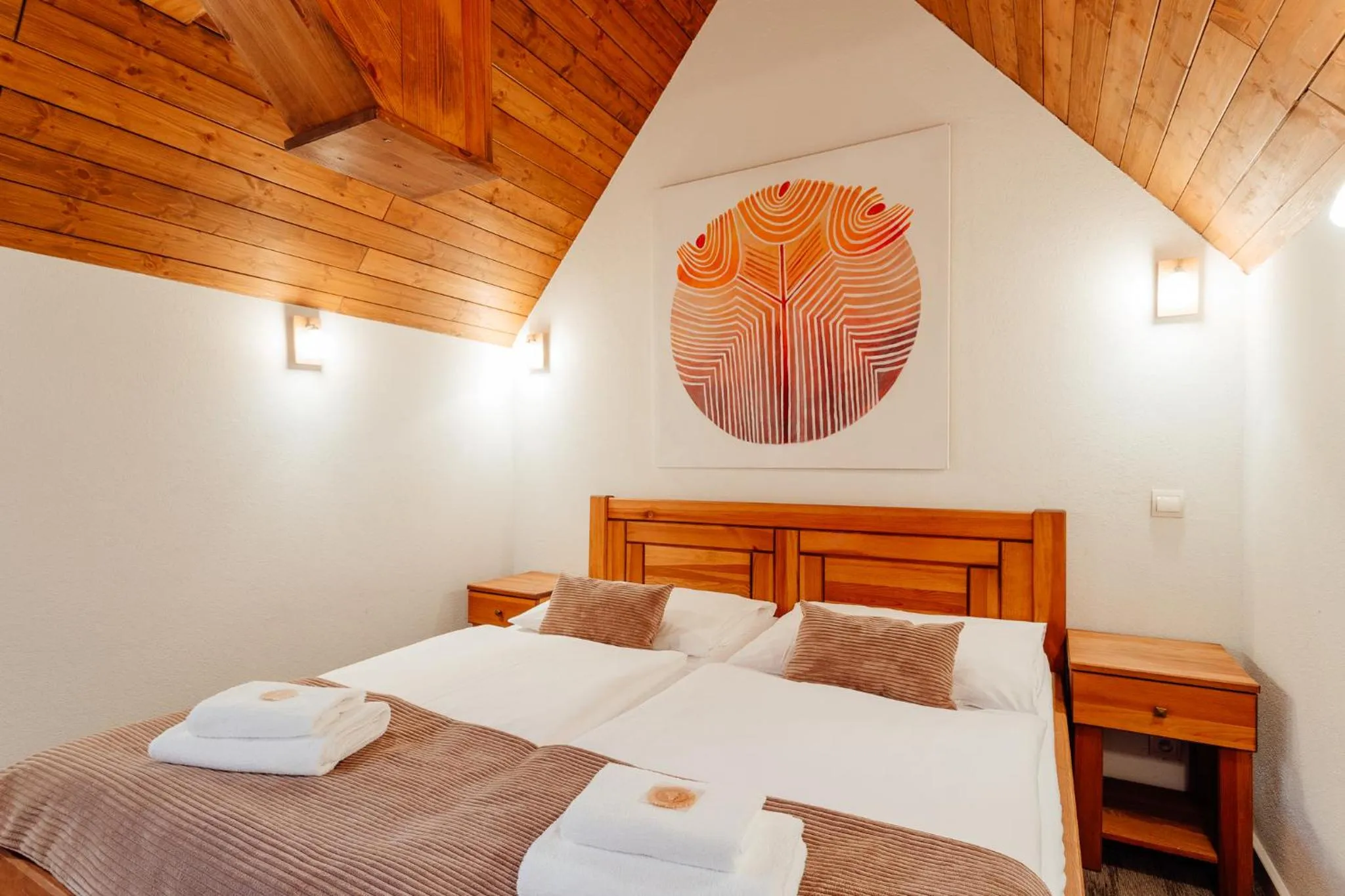 Property building, Bed in Hotel Mikulášska Chata