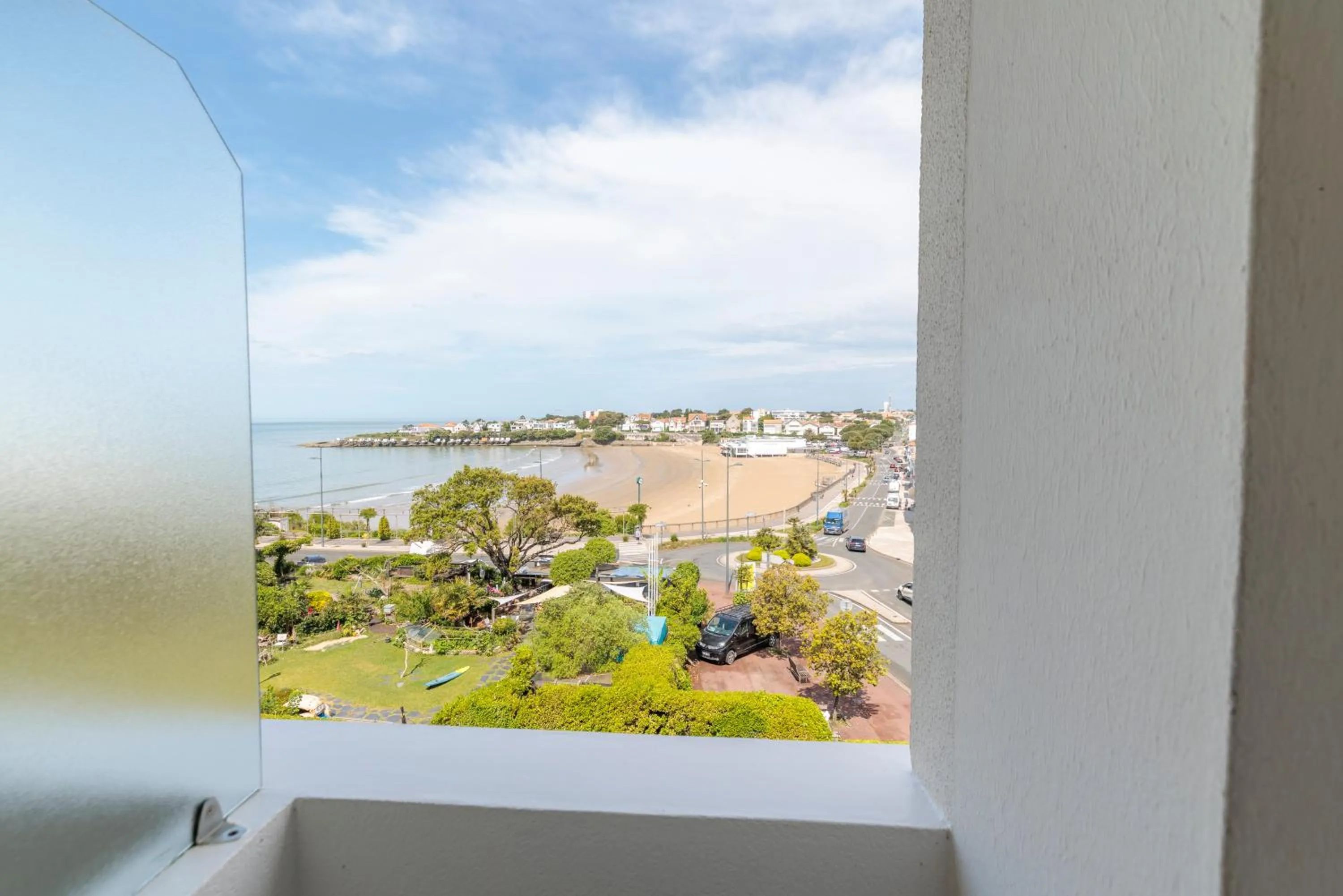 Property building in Hotel Belle Vue Royan