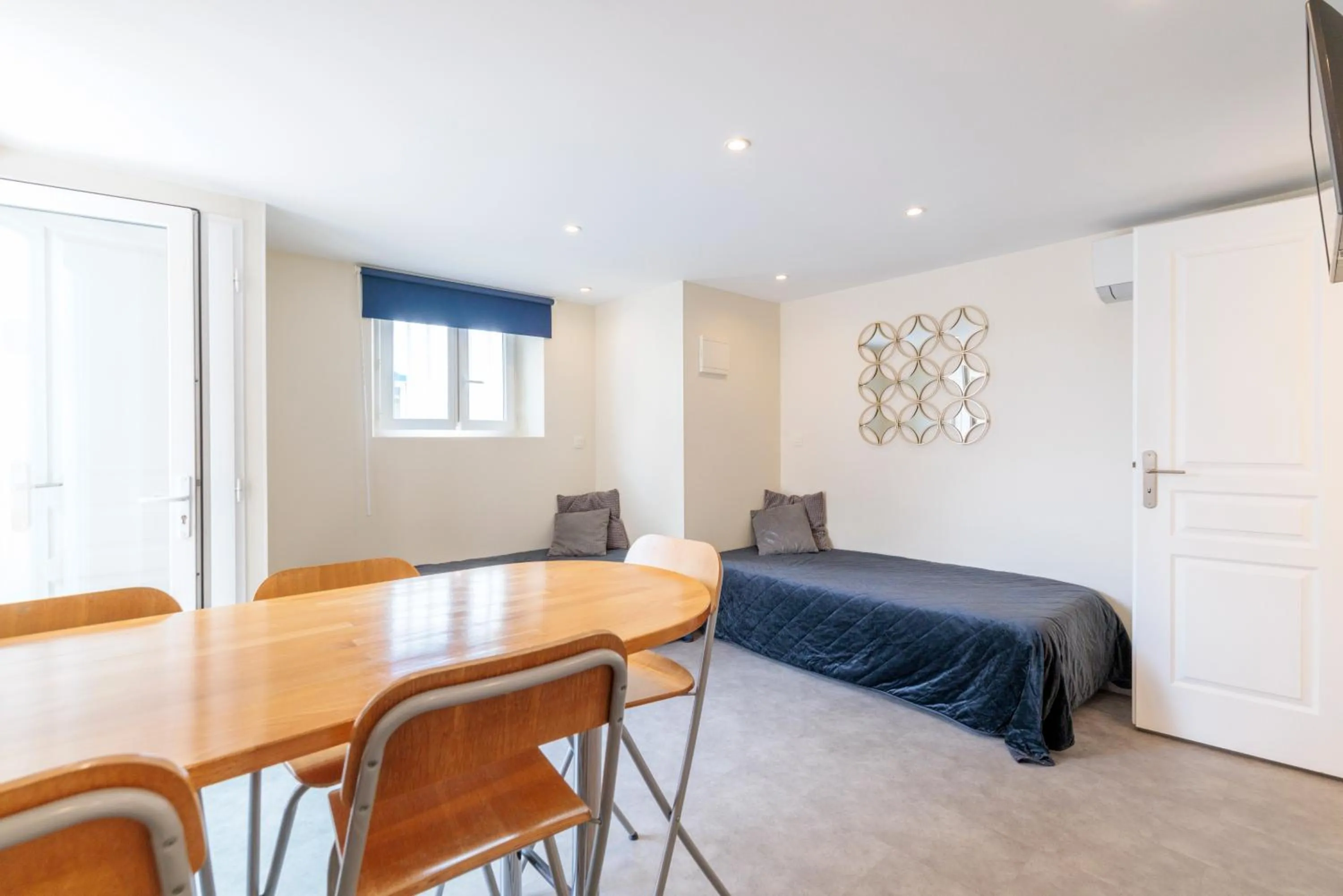 Property building in Hotel Belle Vue Royan