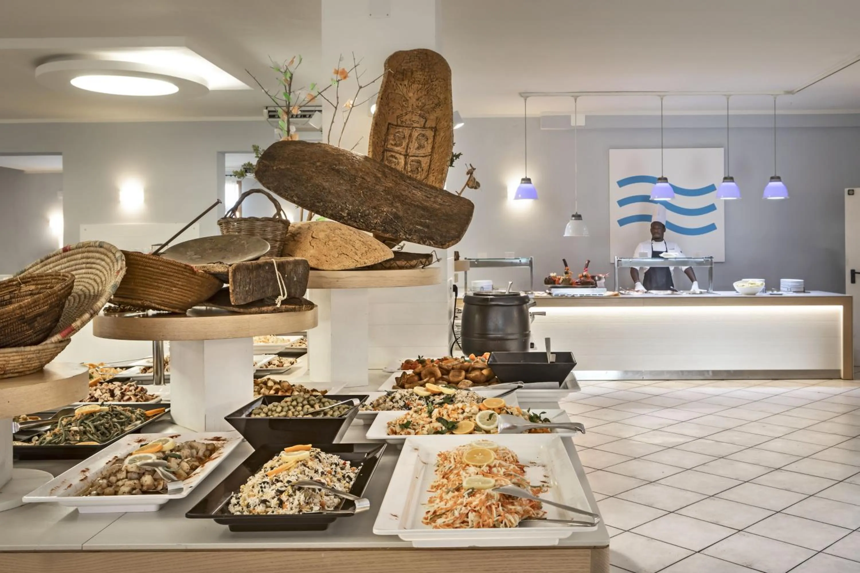 Restaurant/places to eat in Blu Hotel Laconia Village