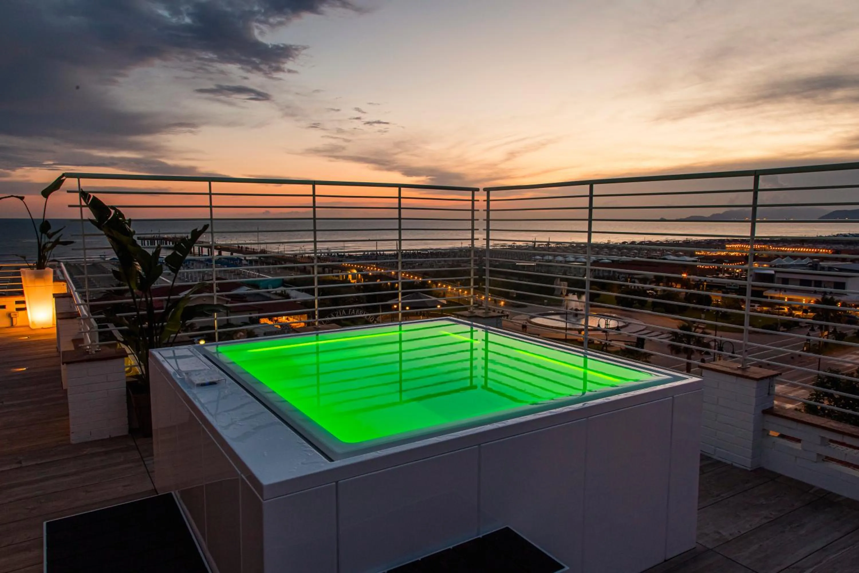 Hot Tub in Hotel Esplanade