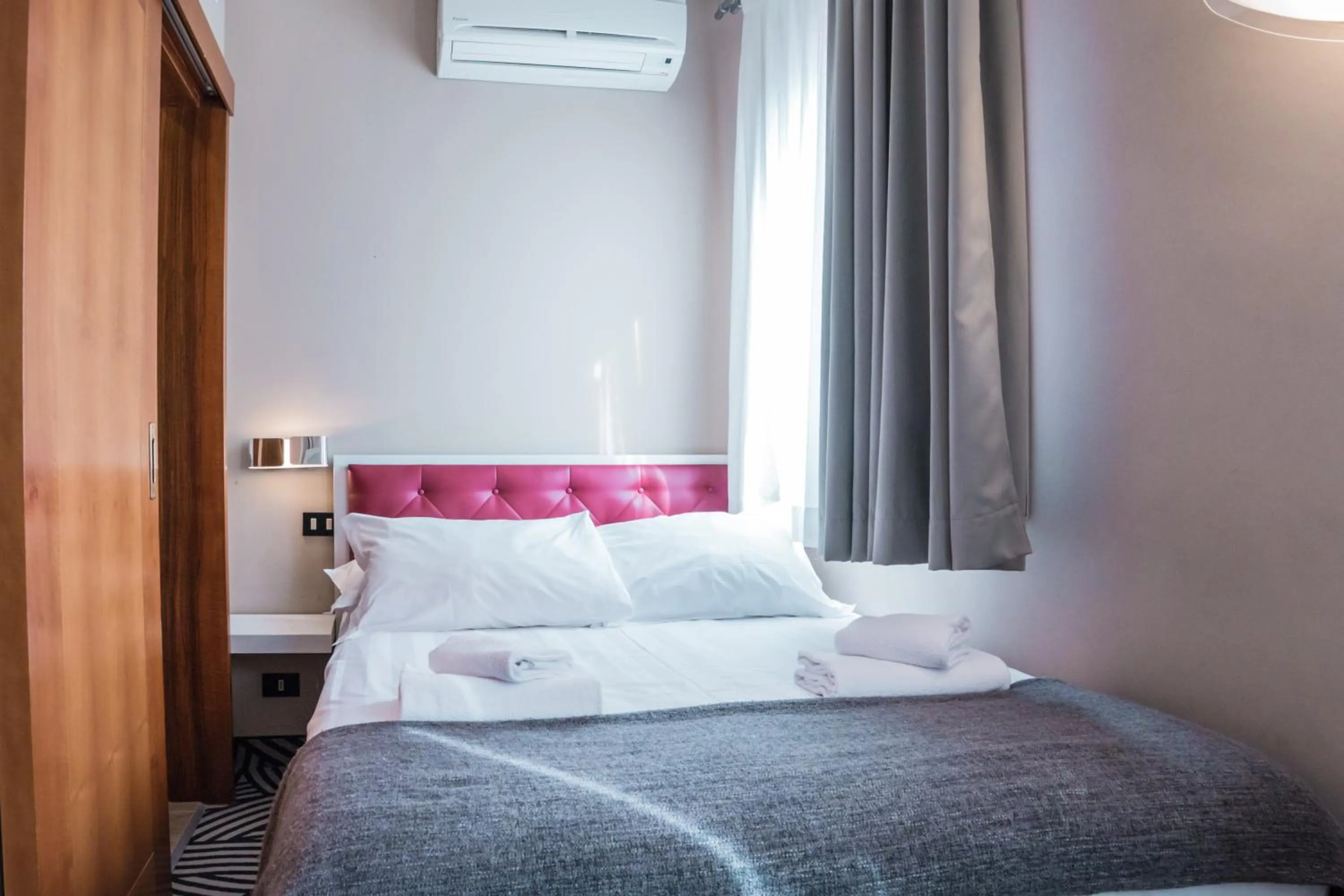 Bed in Hotel Cannaregio 2357