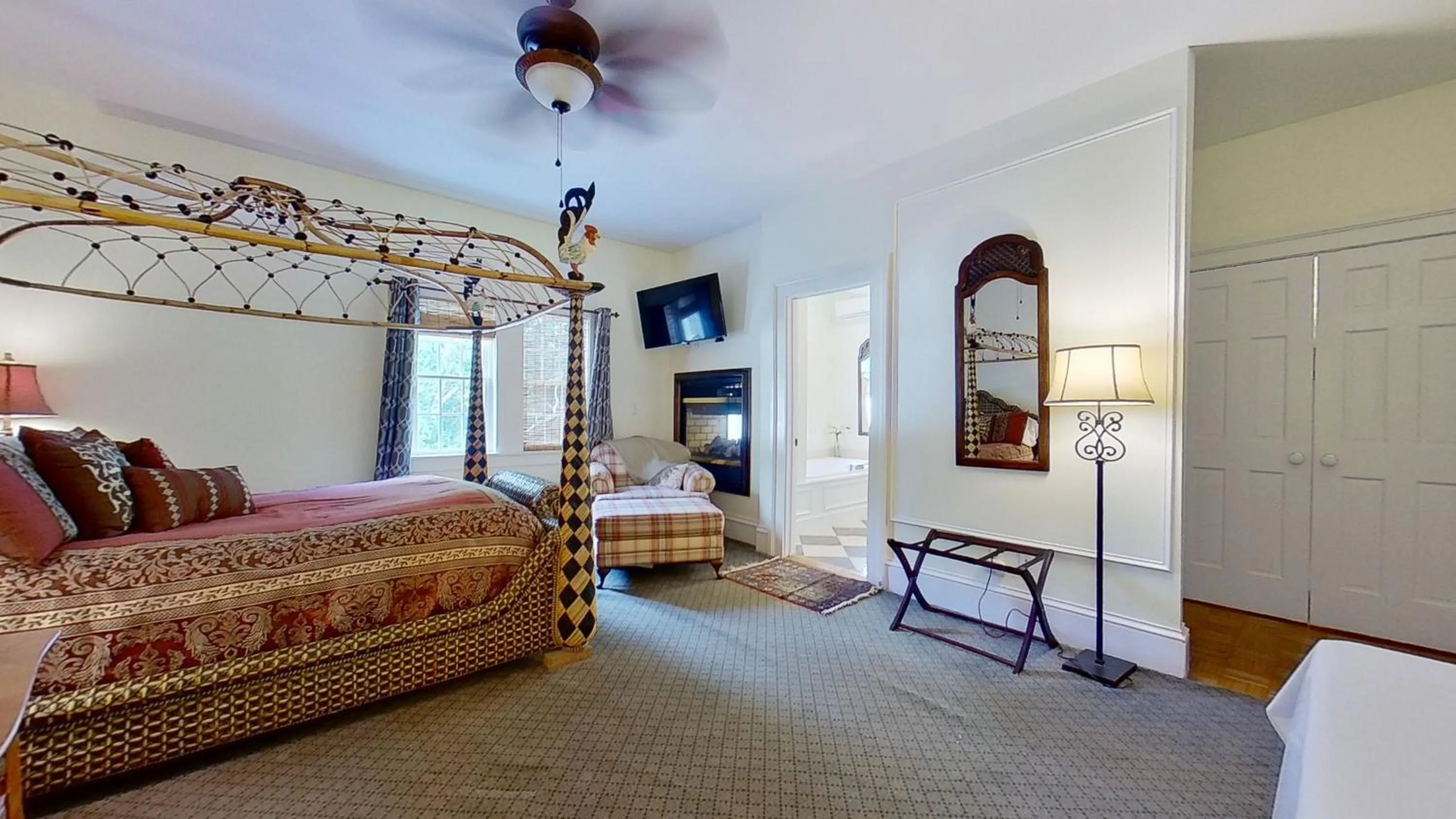 Bedroom in John Joseph Inn
