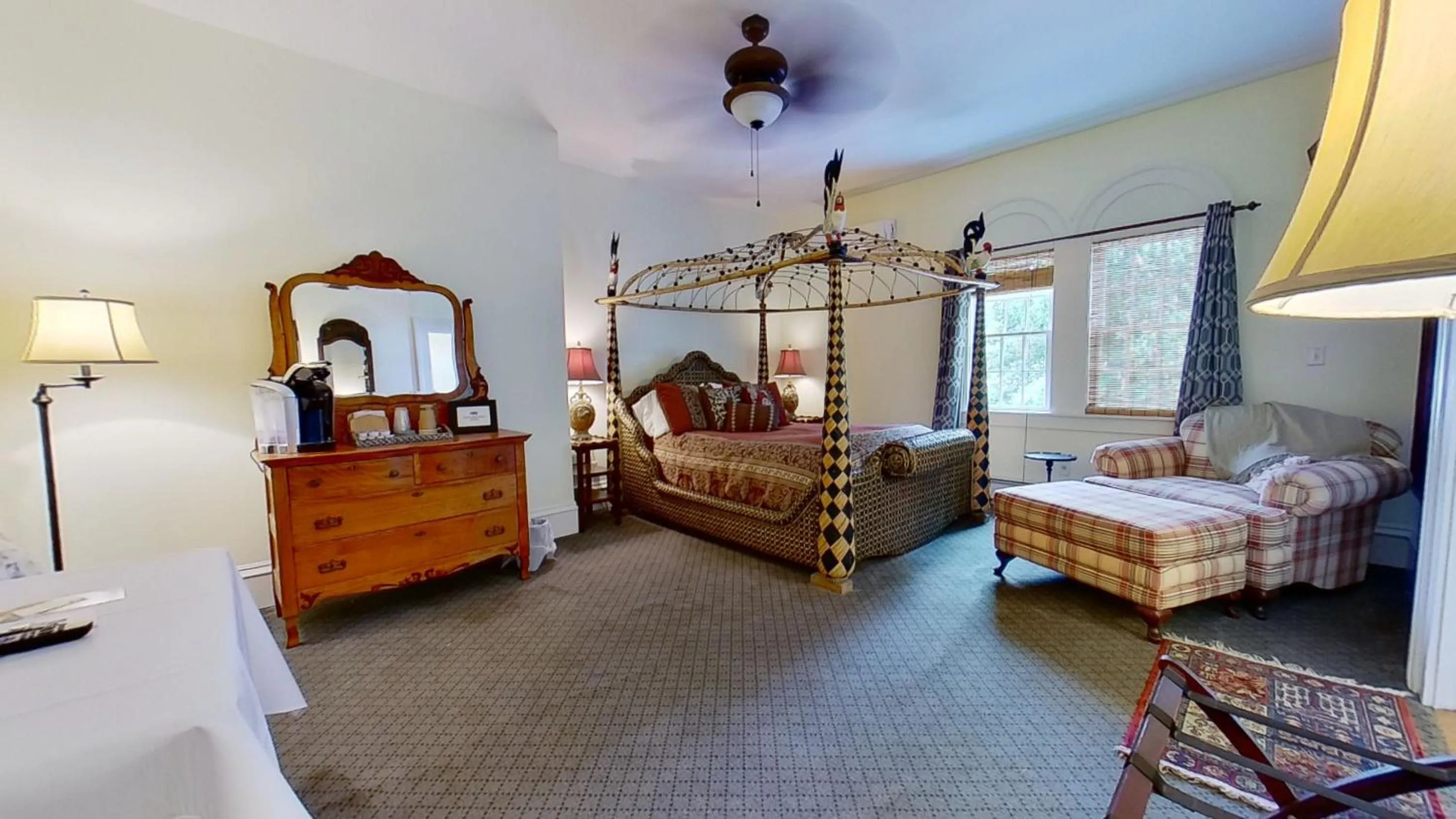 Bedroom in John Joseph Inn