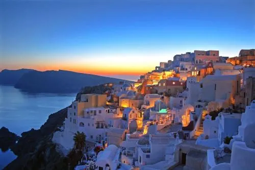 Katerina's Castle - Caldera Cave Hotel
