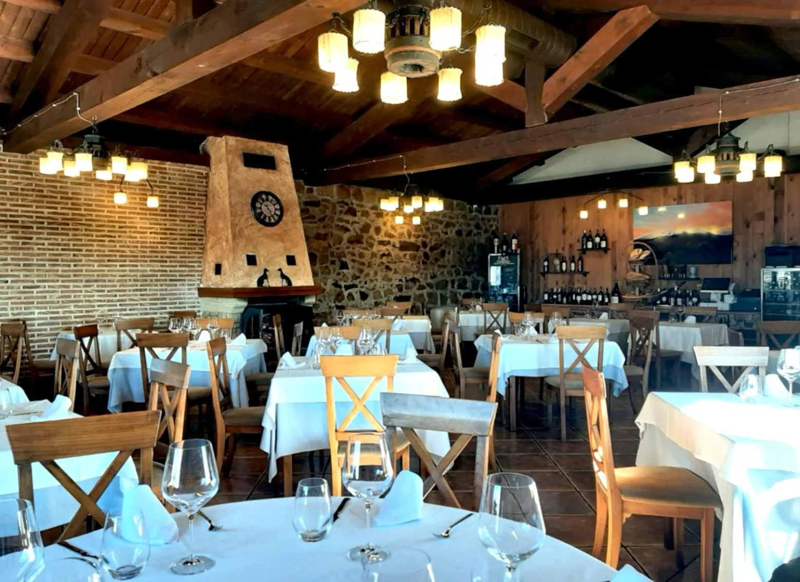 Restaurant/places to eat in Hotel Campos de Castilla