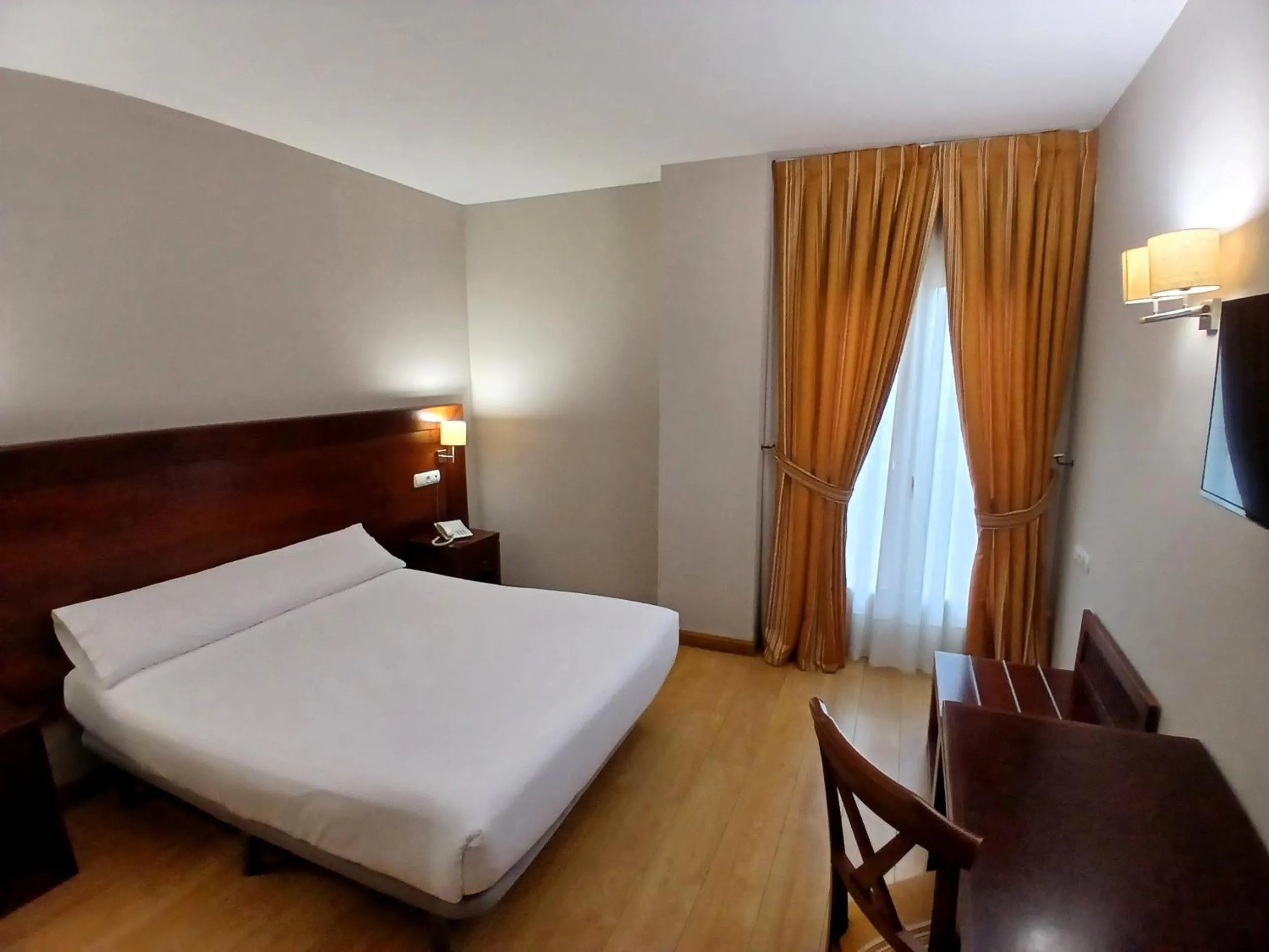 Photo of the whole room, Bed in Hotel Campos de Castilla