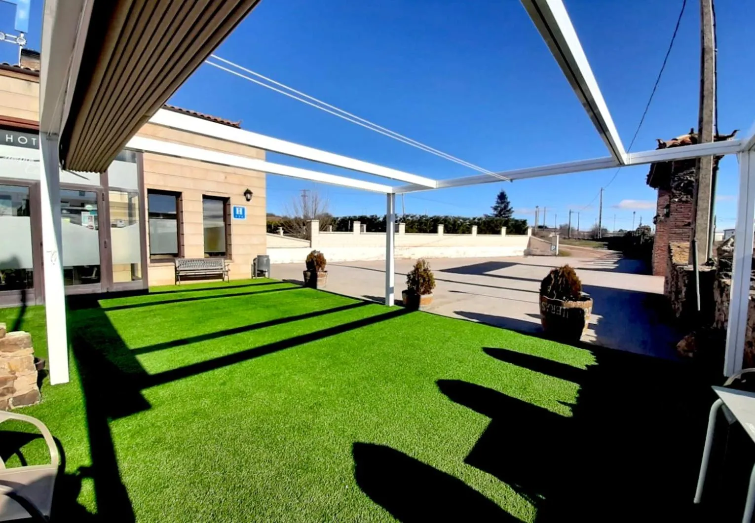 Facade/entrance in Hotel Campos de Castilla