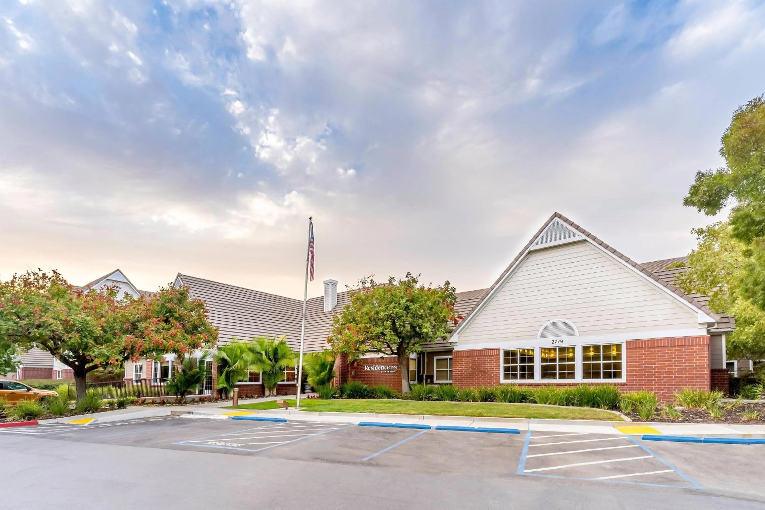 Property building in Residence Inn Sacramento Rancho Cordova
