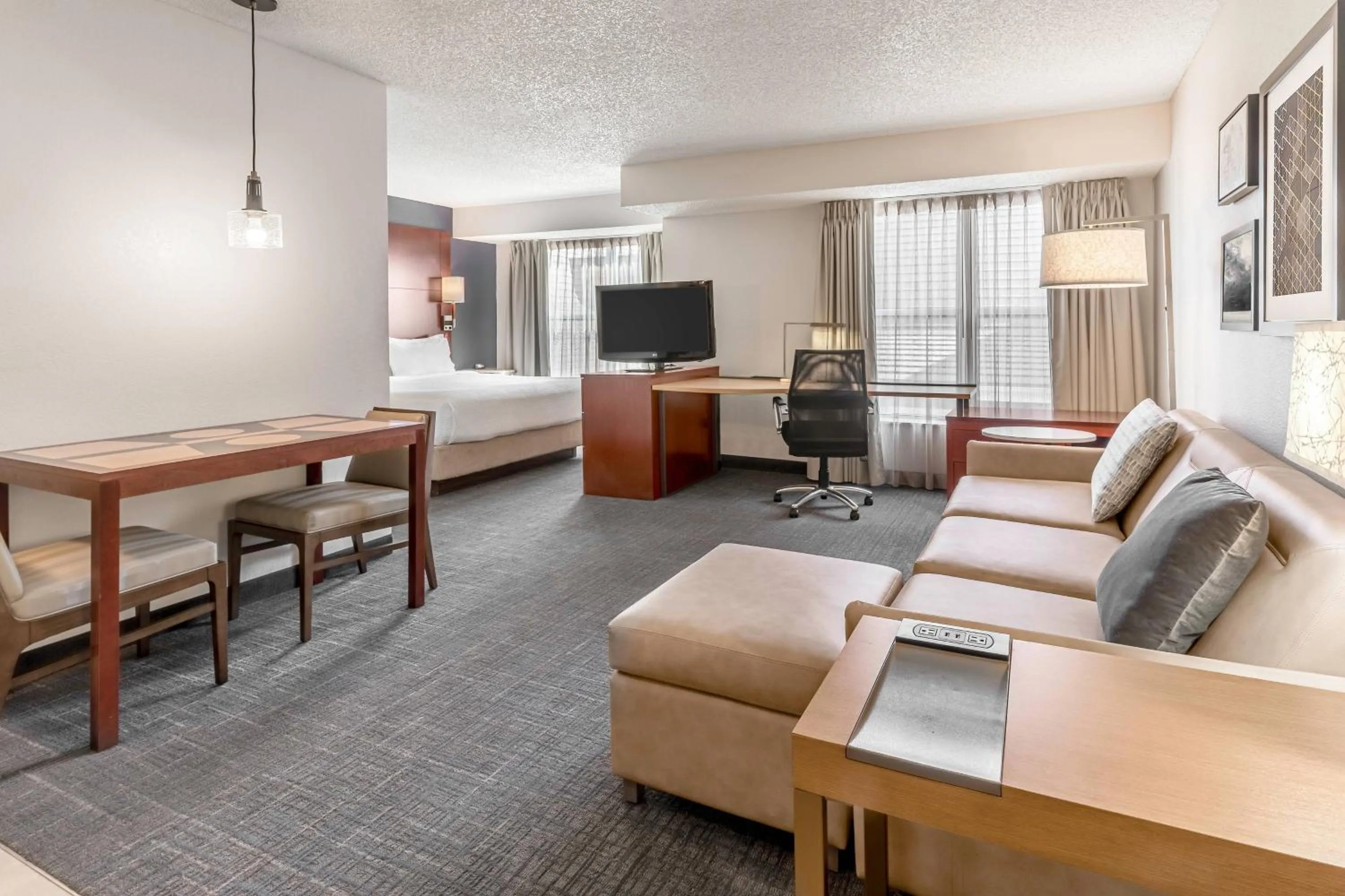 Photo of the whole room, Bed in Residence Inn Sacramento Rancho Cordova