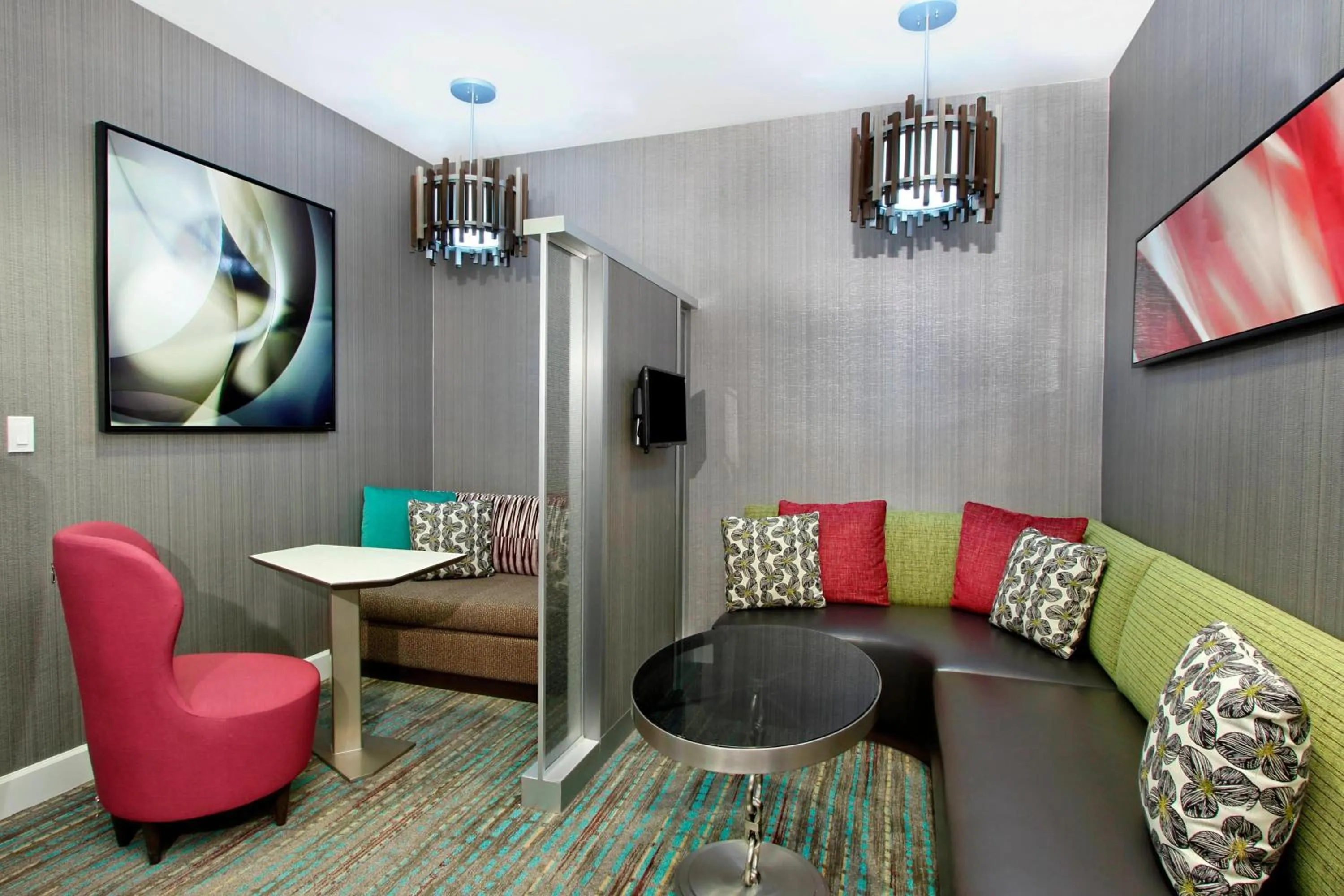 Restaurant/places to eat in Residence Inn Scottsdale North
