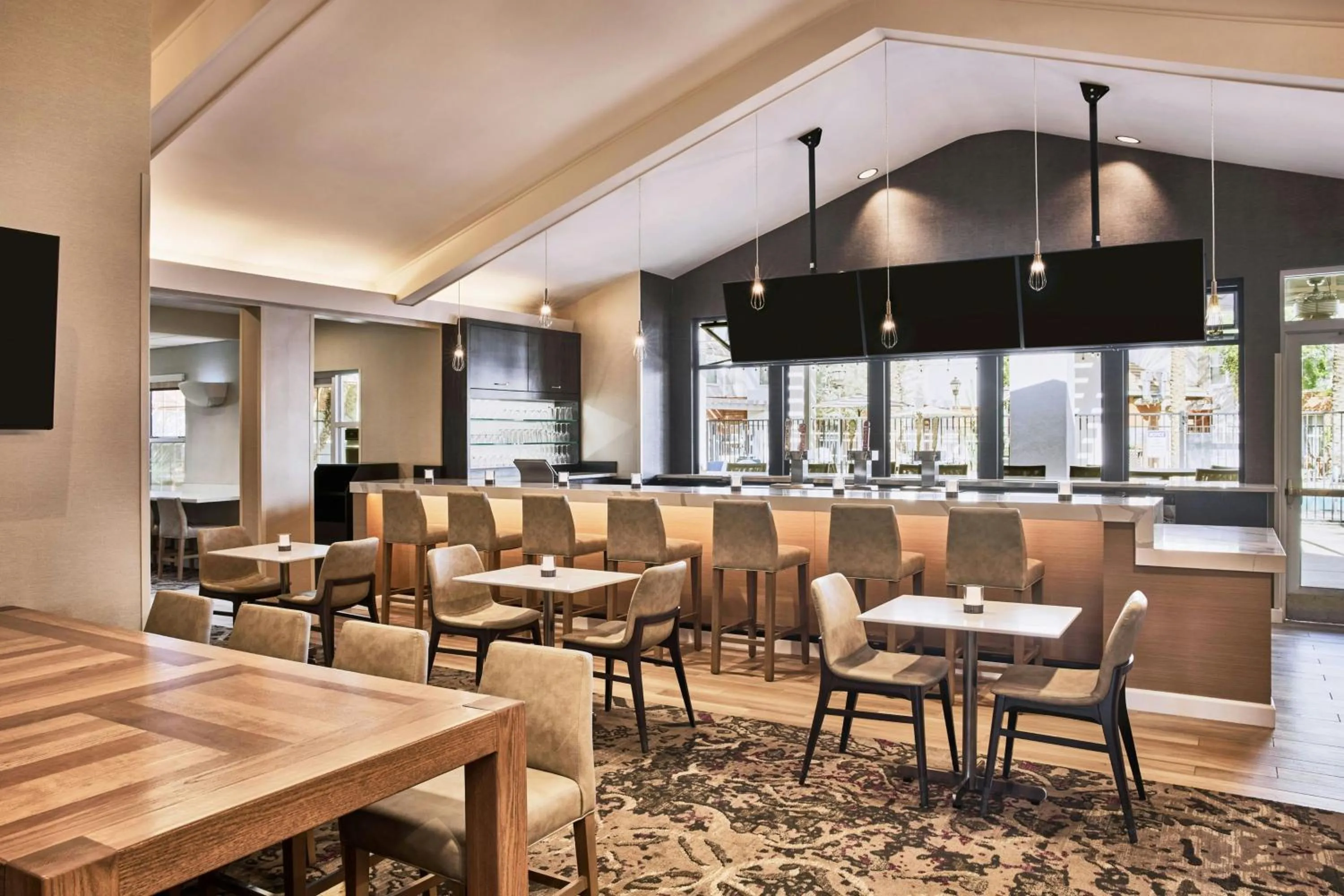 Lounge or bar in Residence Inn Scottsdale North