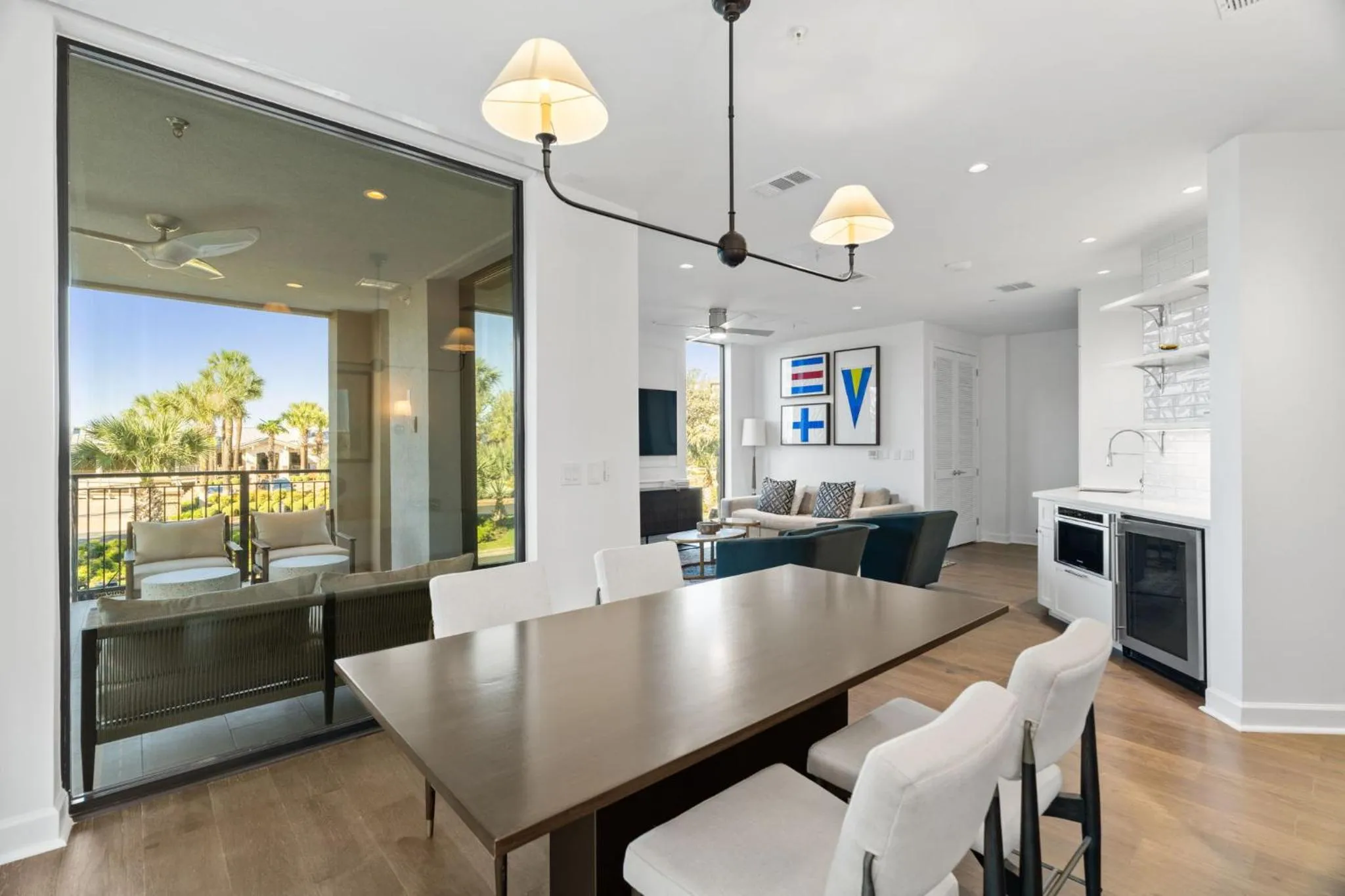 Dining area in Horseshoe Bay Resort