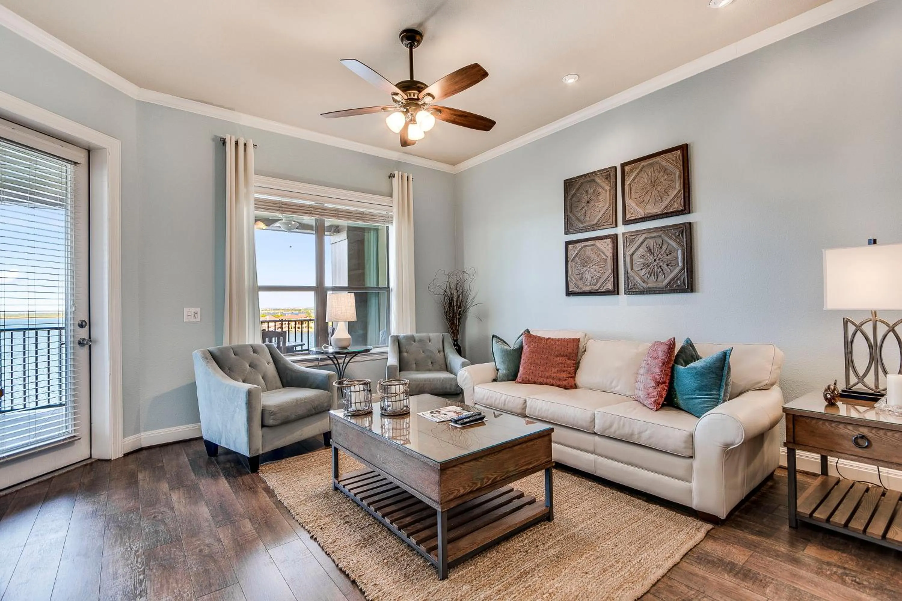 Living room in Horseshoe Bay Resort