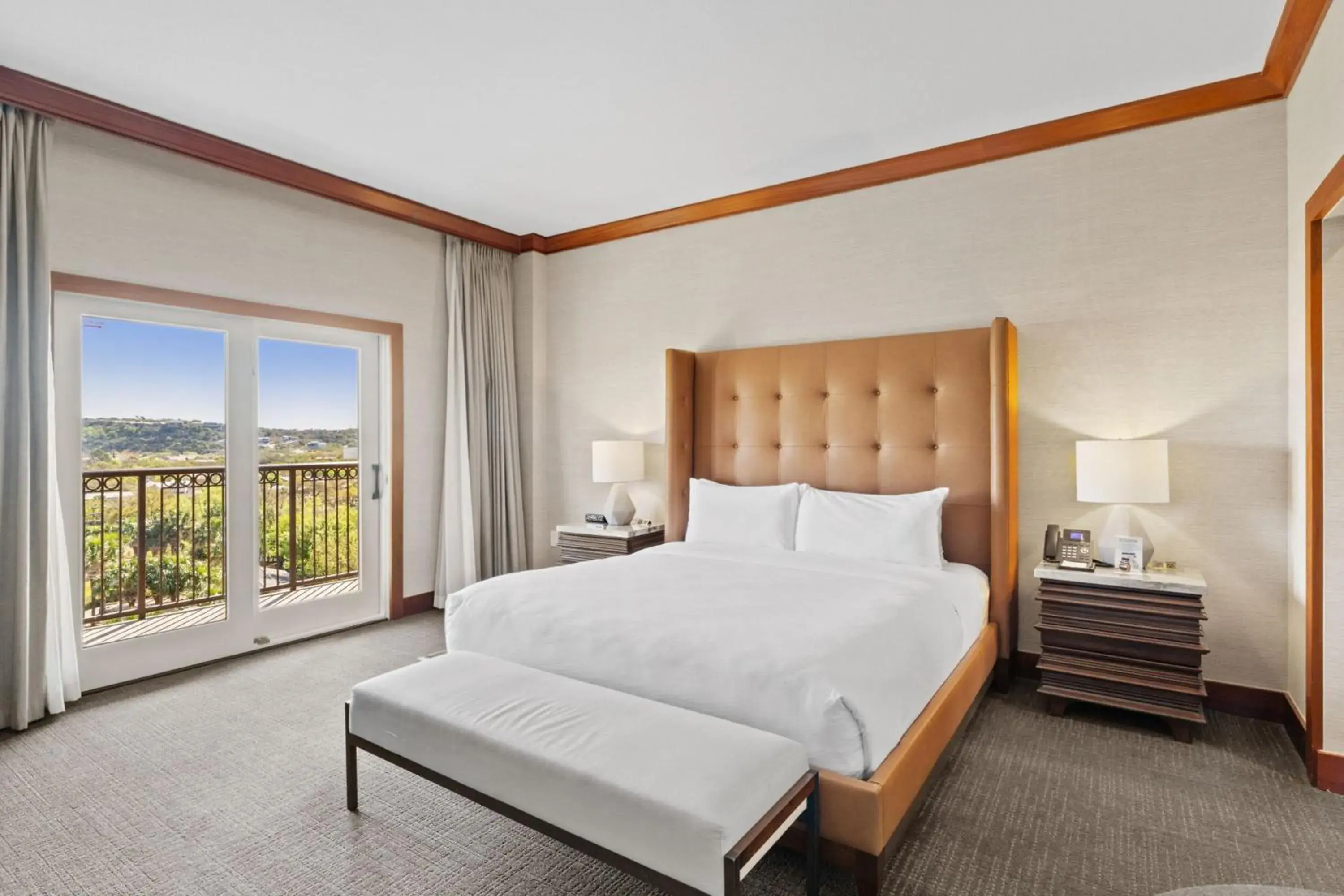 Presidential Suite in Horseshoe Bay Resort Presidential Suite in Horseshoe Bay Resort