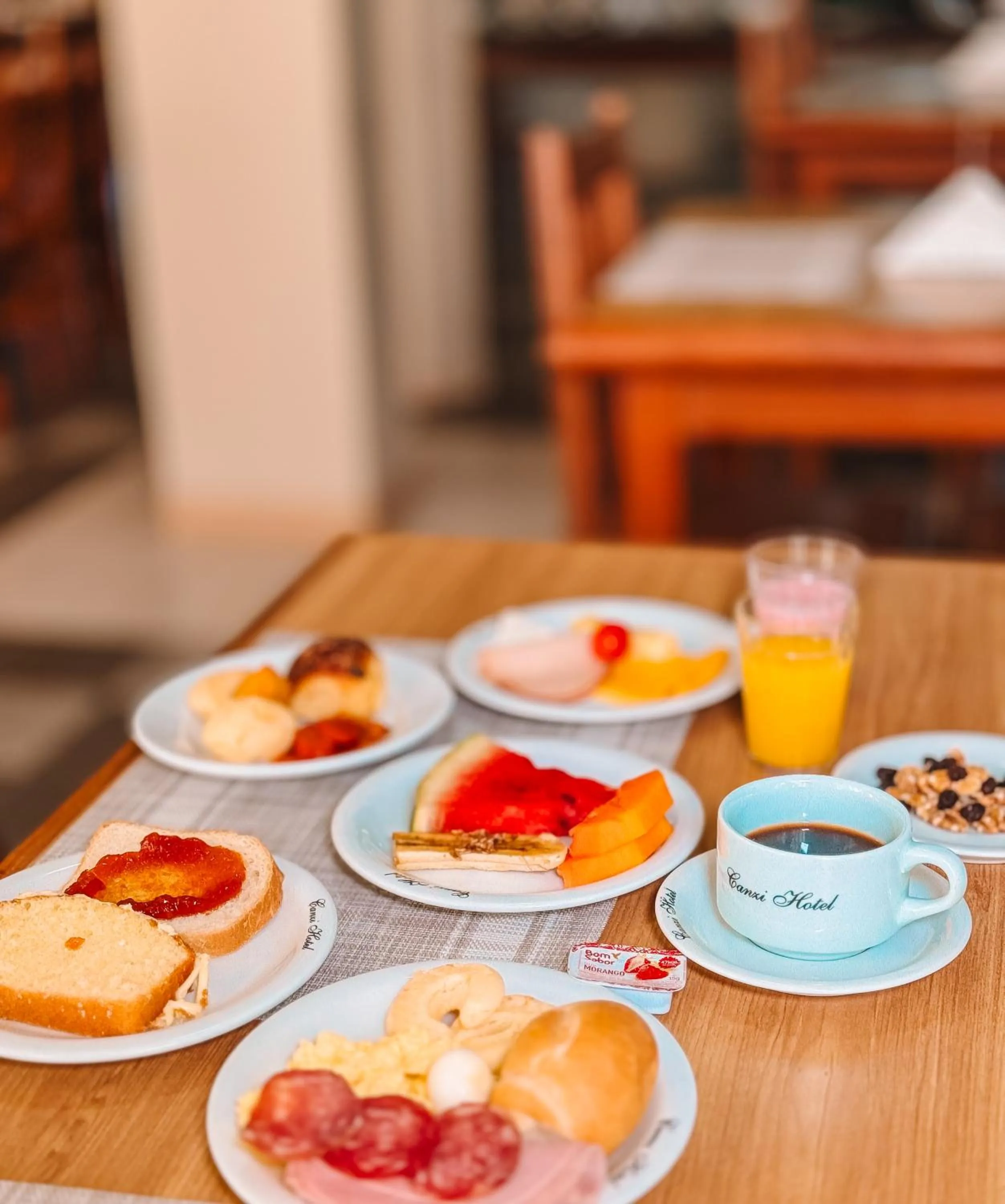 Breakfast in Canzi Cataratas Hotel