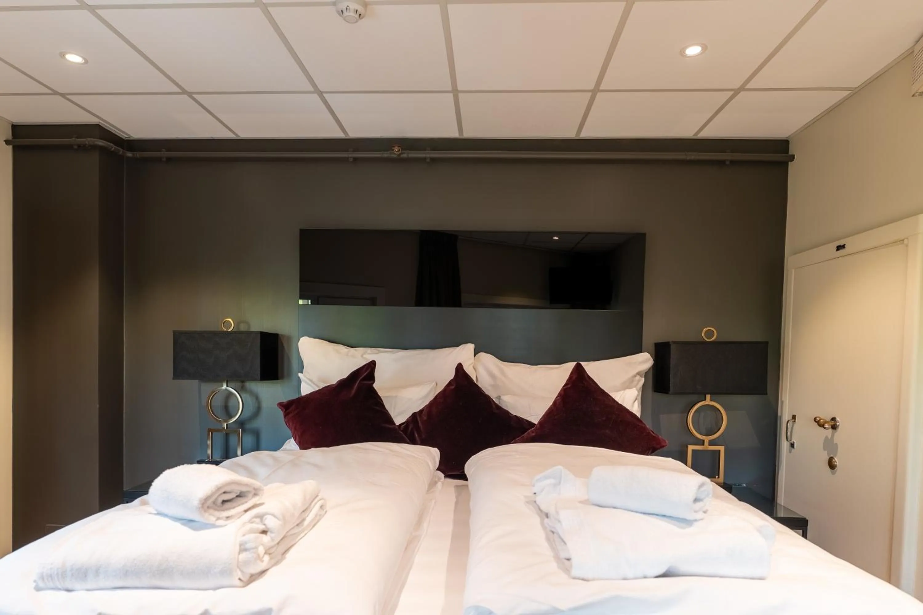 Bed in Quality Hotel Saga