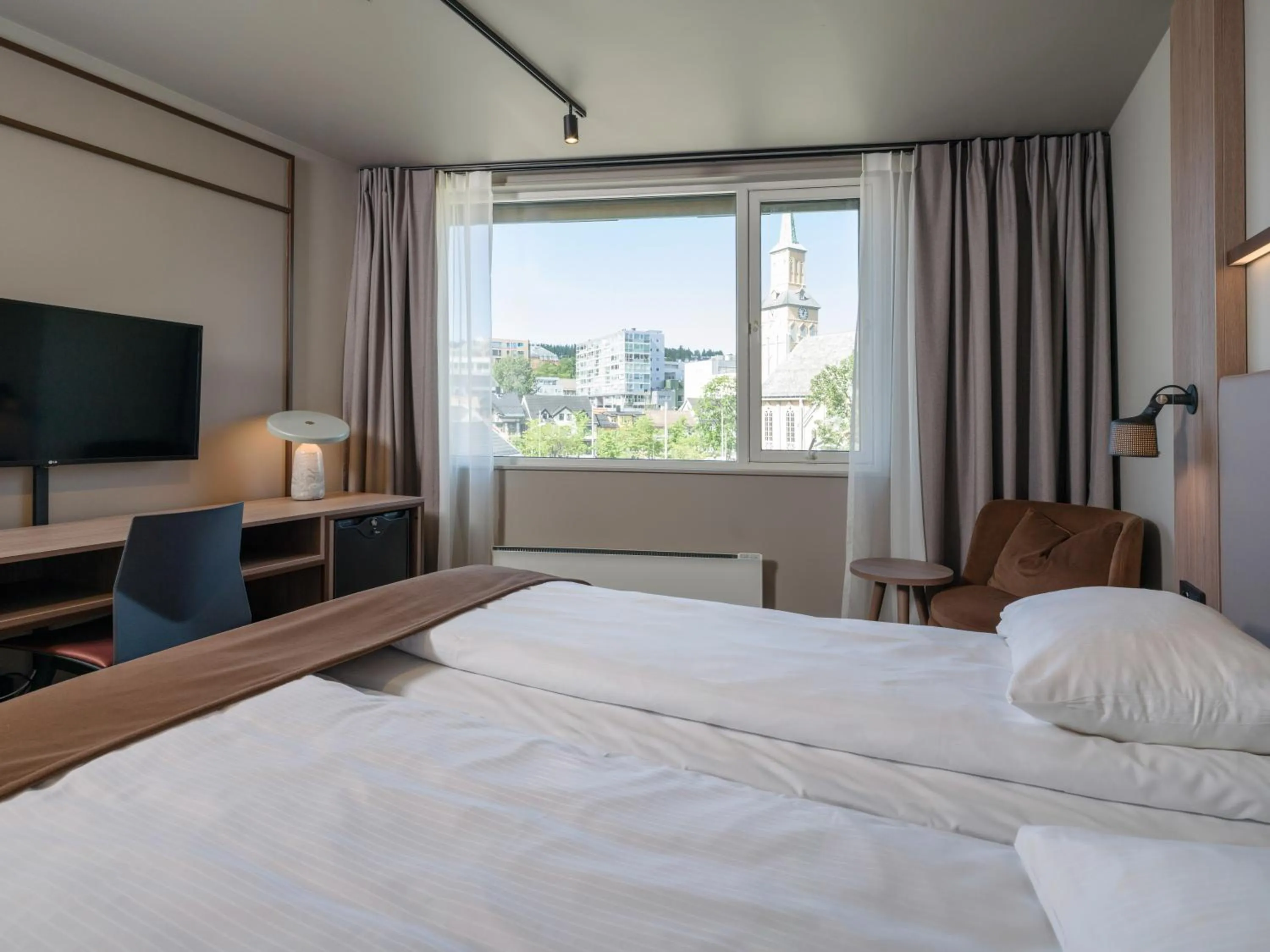 Bedroom, Bed in Quality Hotel Saga