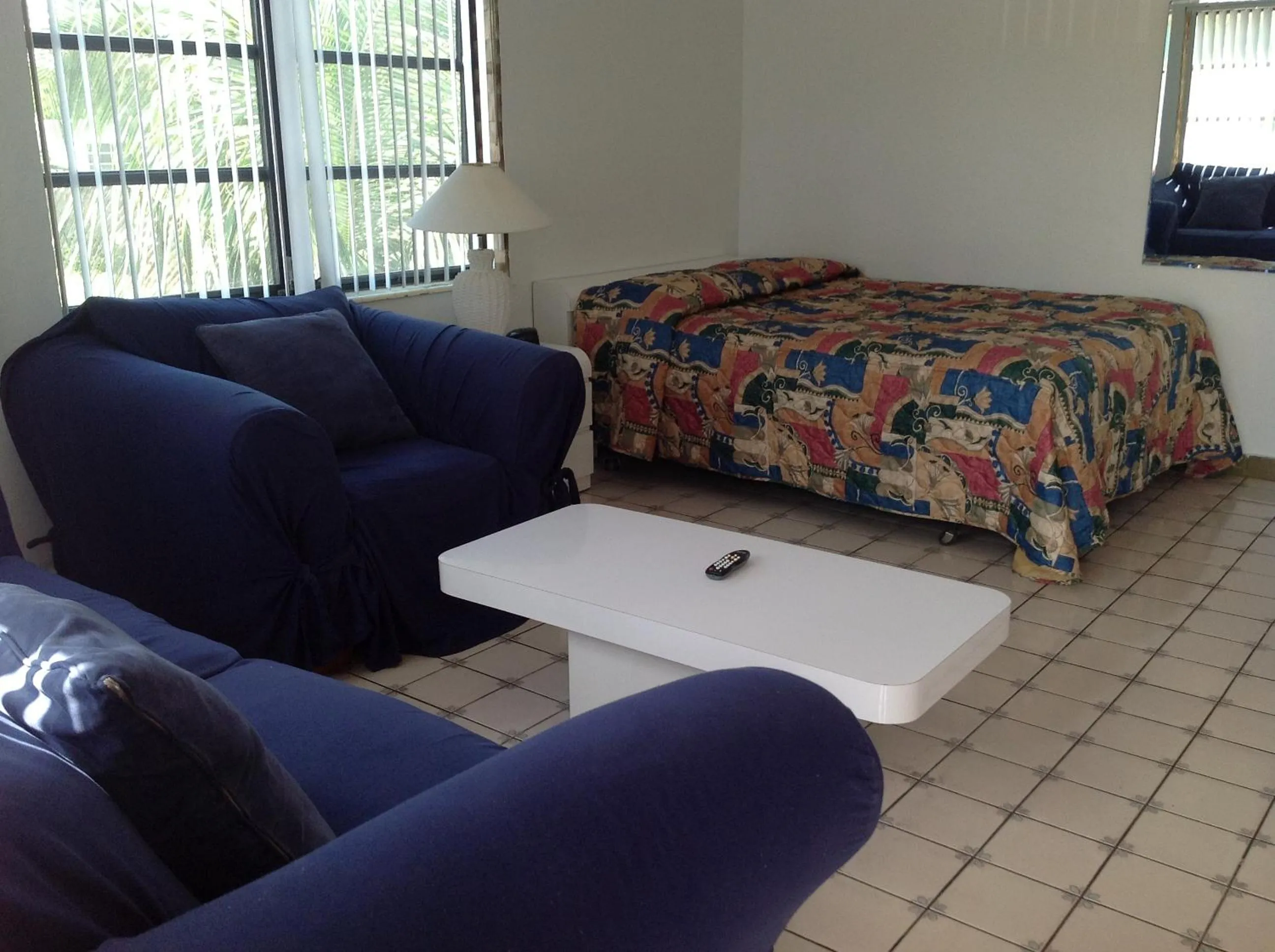 Bed in Napoli Belmar Resort