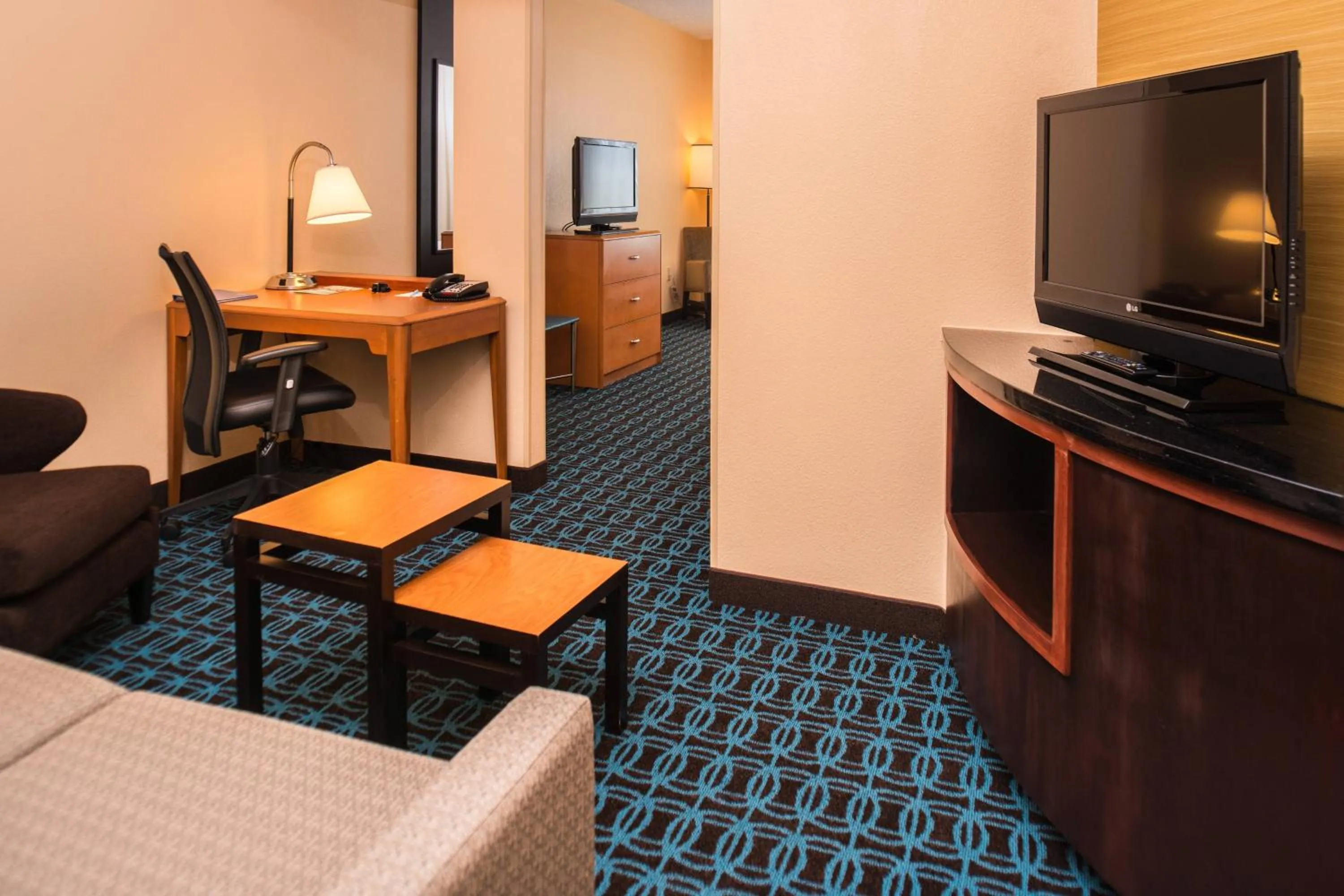 Living room in Fairfield Inn and Suites by Marriott San Antonio Northeast / Schertz / RAFB