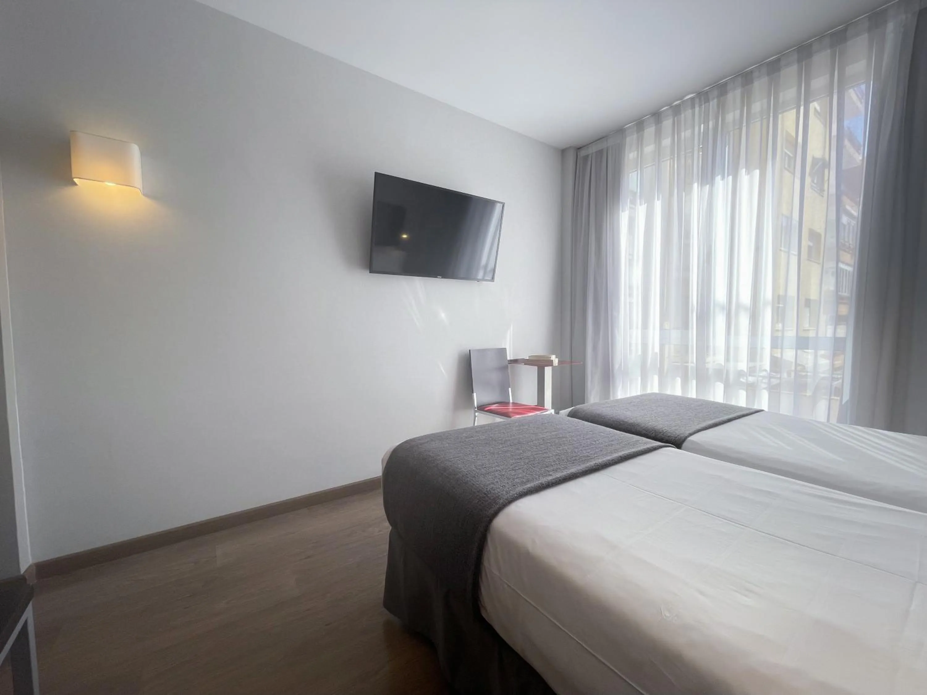 Photo of the whole room, Bed in SM Hotel Sant Antoni