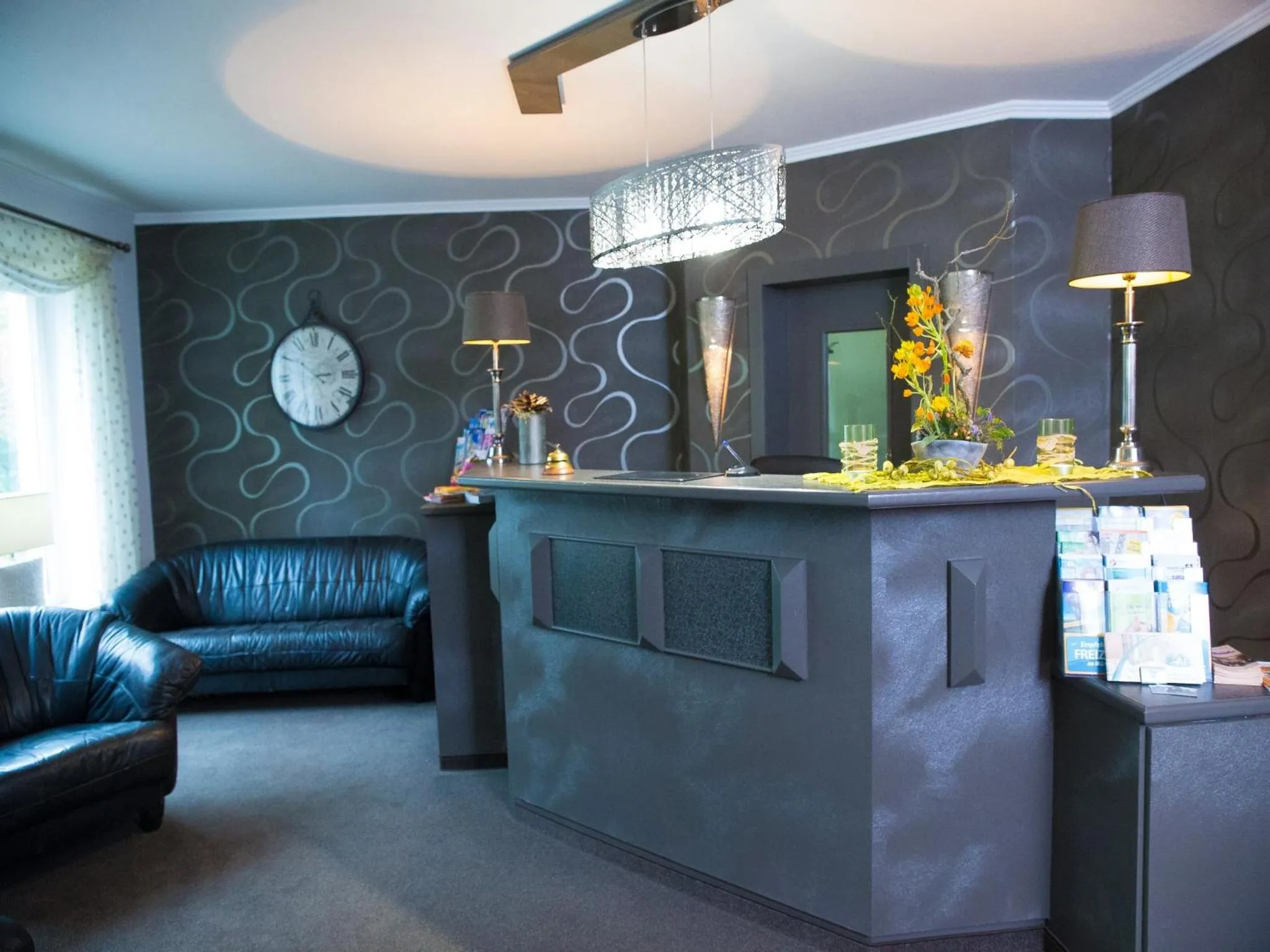 Lobby or reception in Pension Weinberg Güstrow