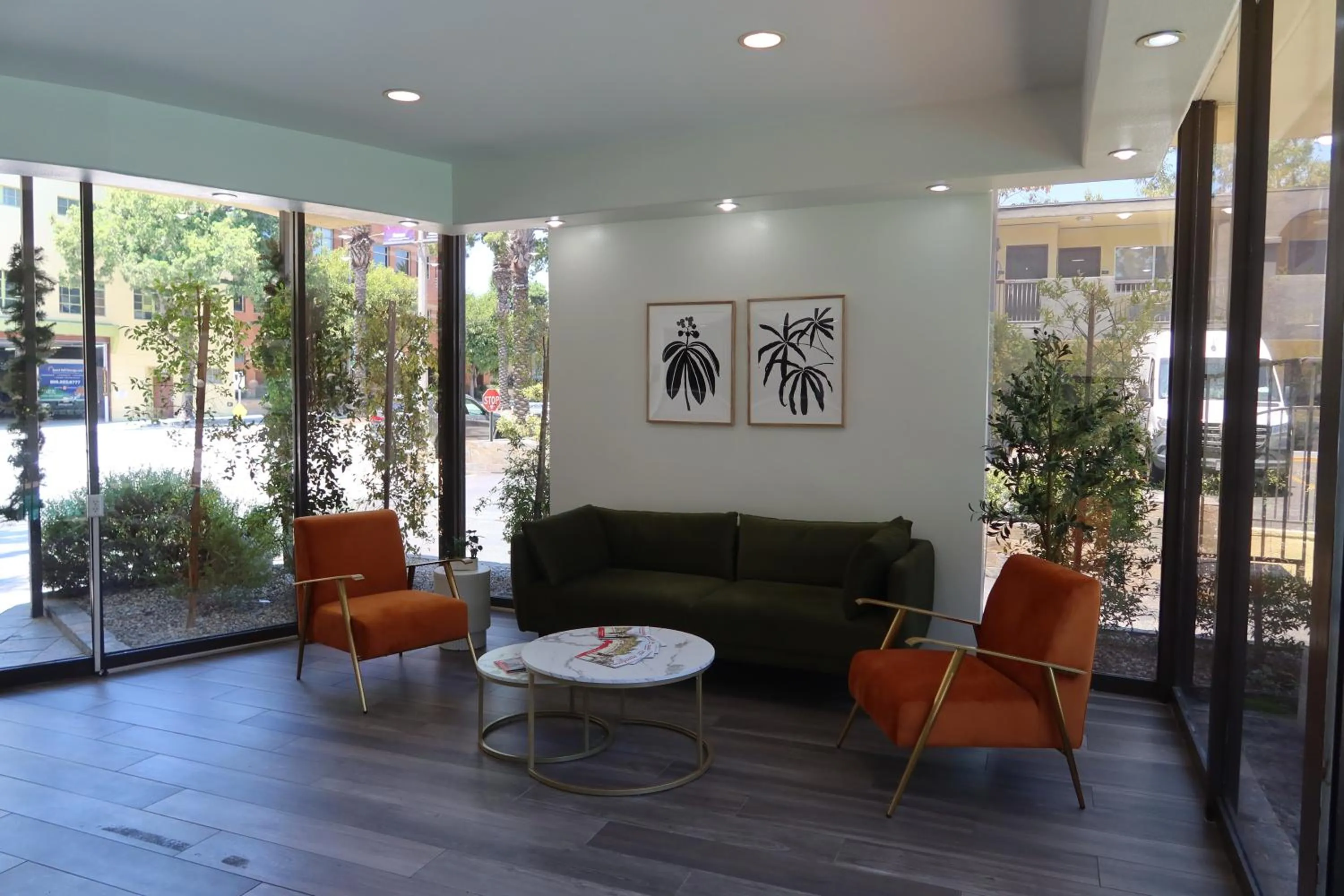 Lobby or reception in GreenTree Pasadena