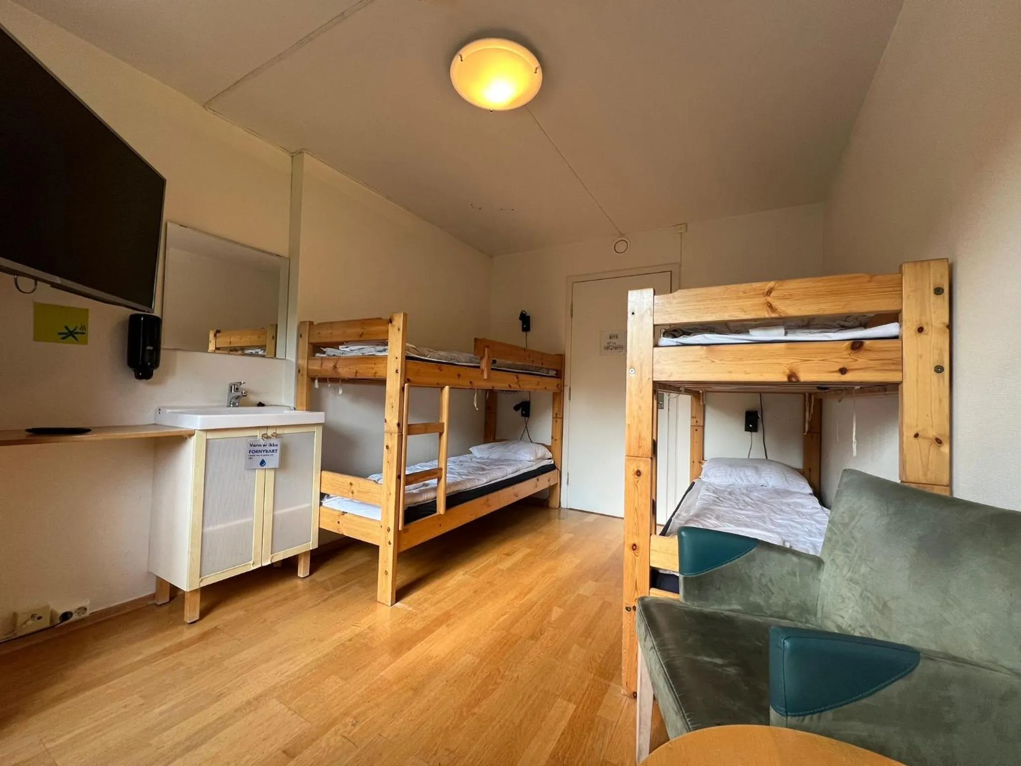 Bed in Gjøvik Hovdetun Hostel