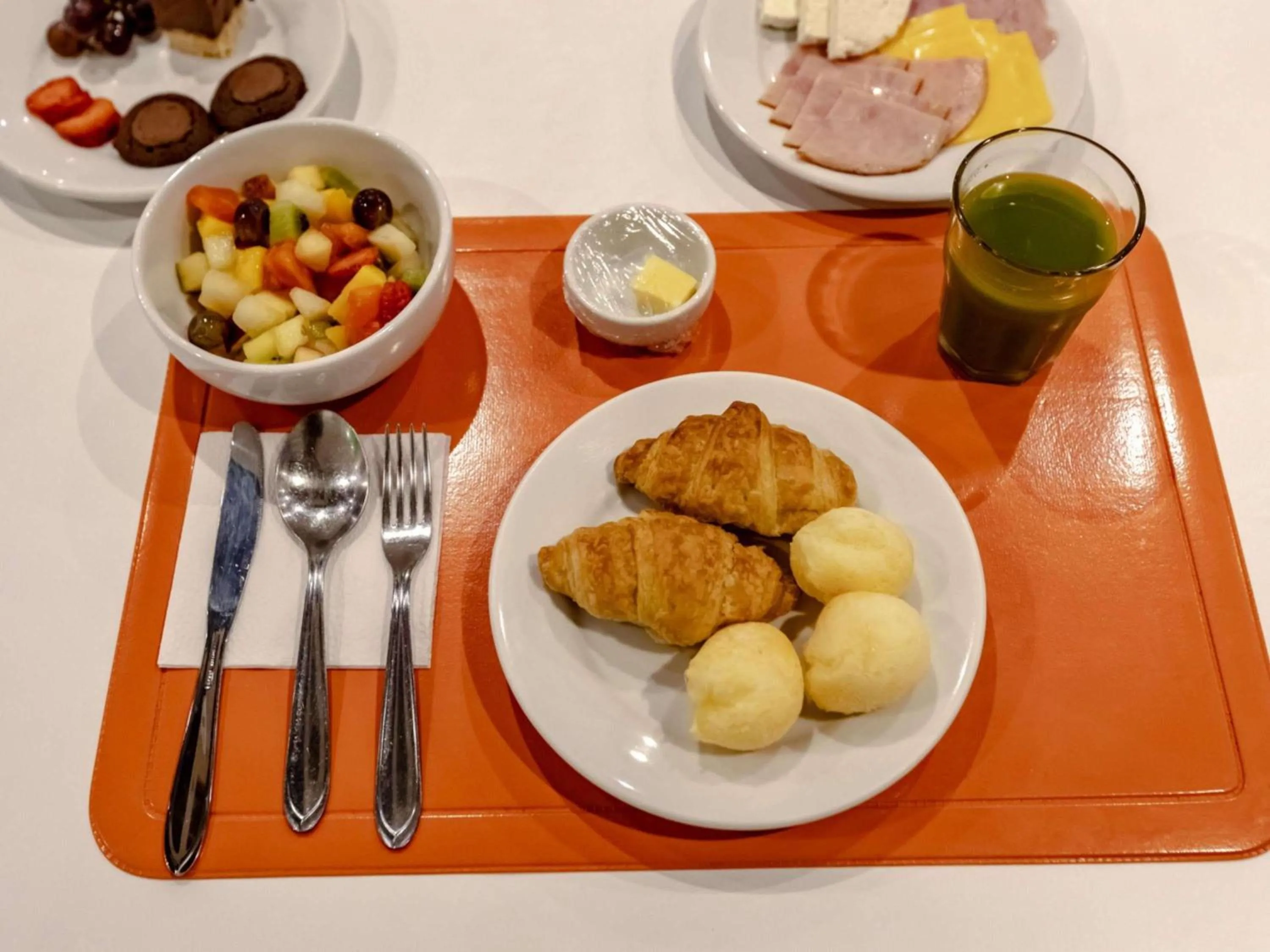 Breakfast in Ibis Styles Balneário Camboriú - 1 Quadra do Mar