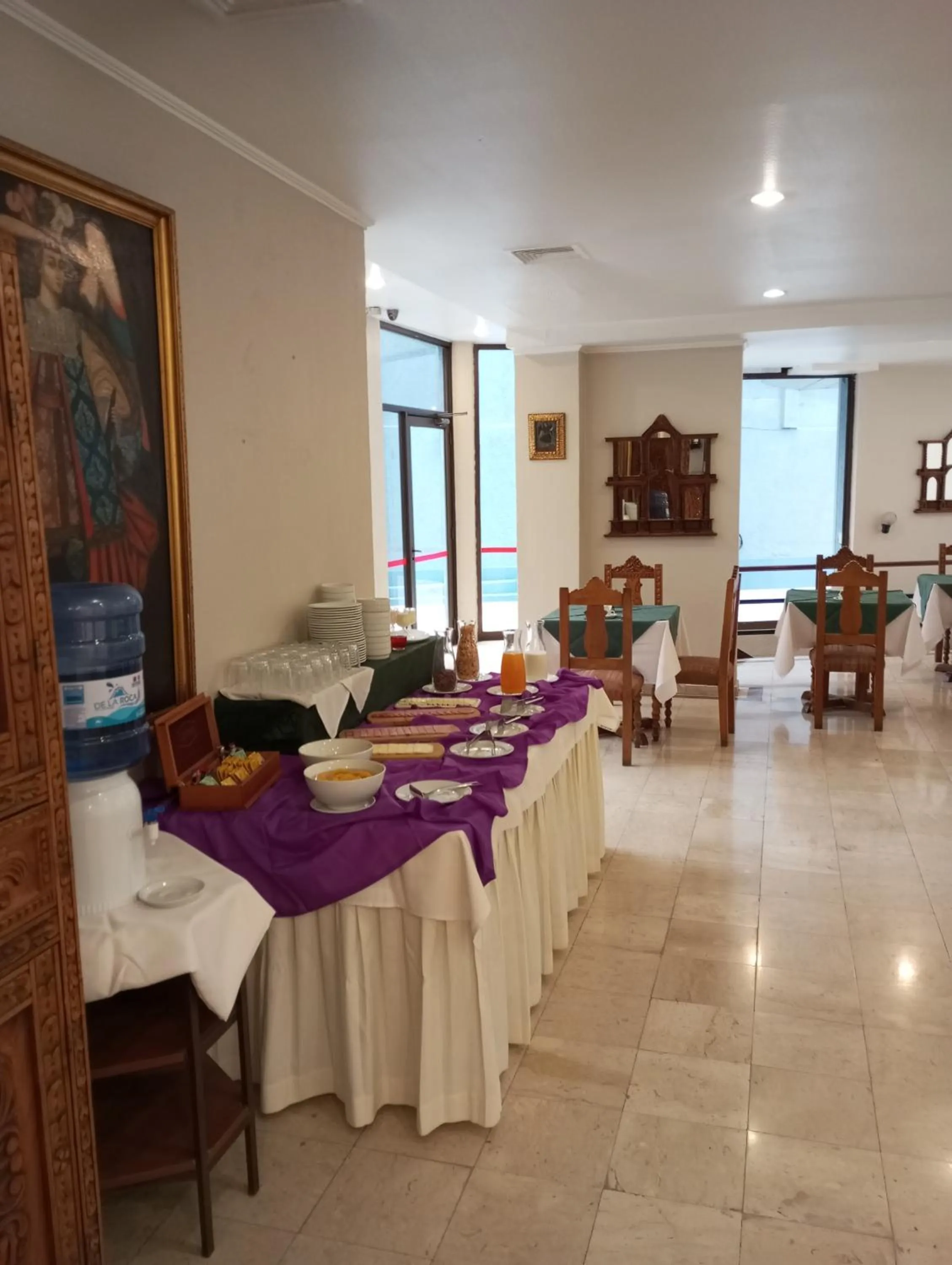 Breakfast in Hotel Alcala del Rio