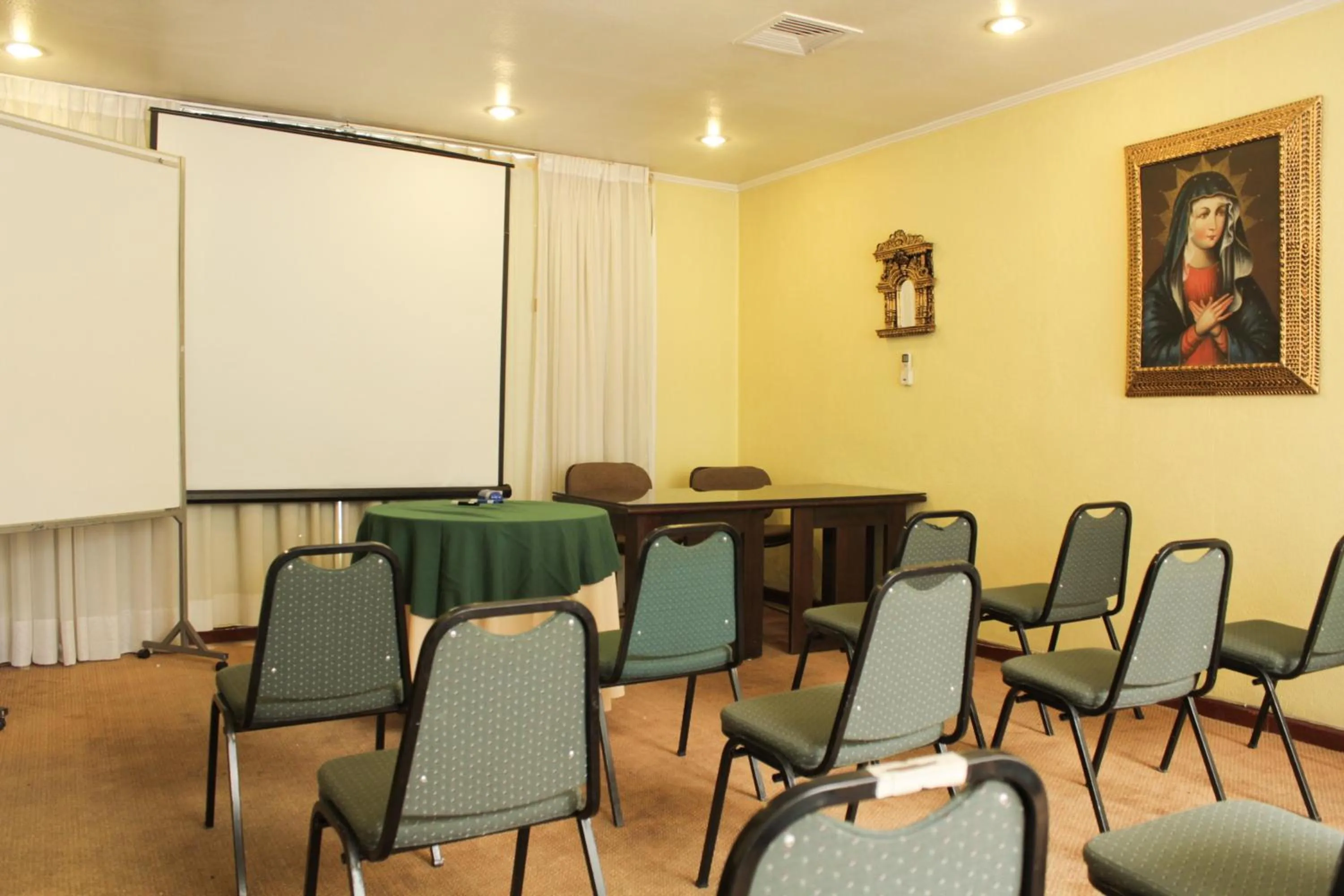 Meeting/conference room in Hotel Alcala del Rio