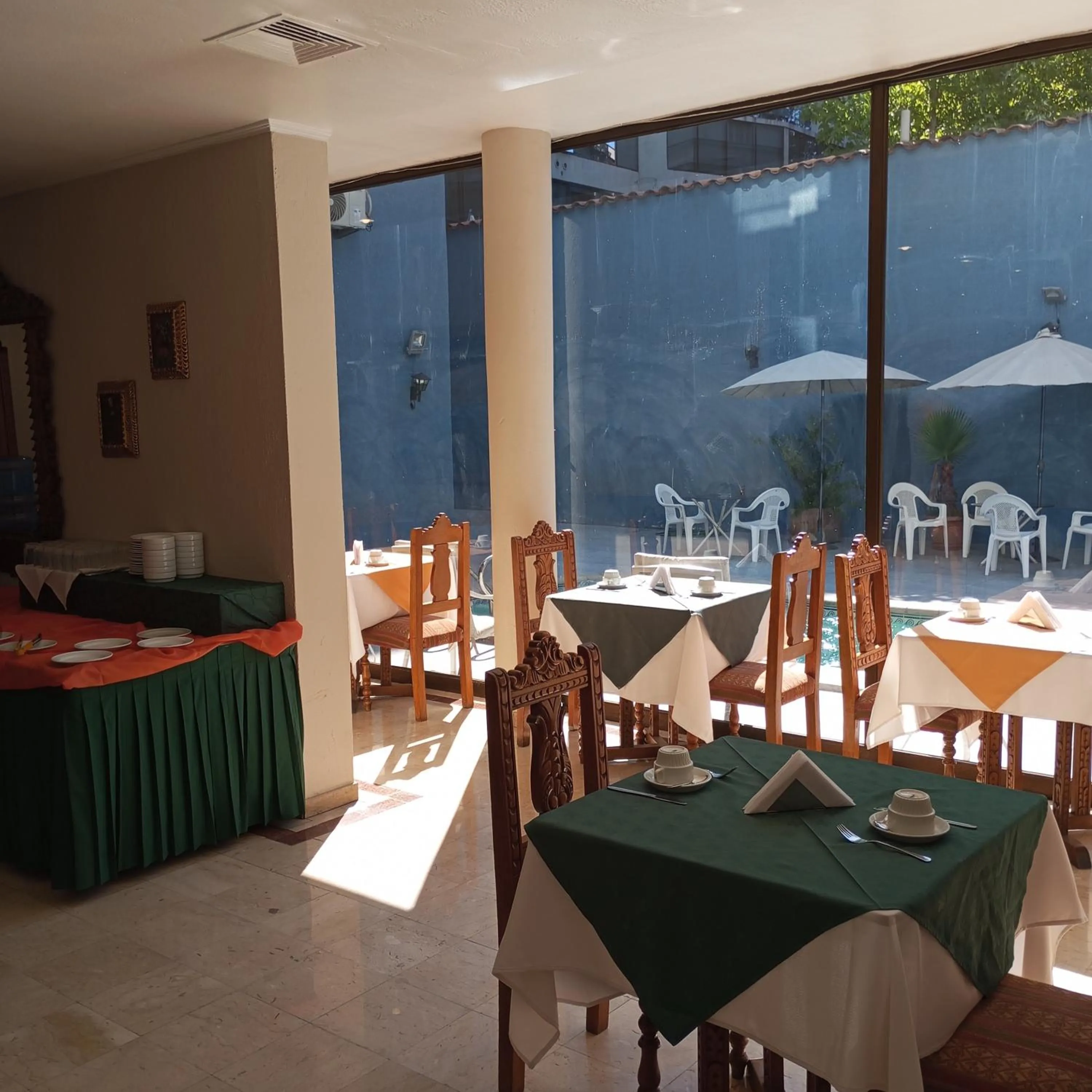 Breakfast in Hotel Alcala del Rio