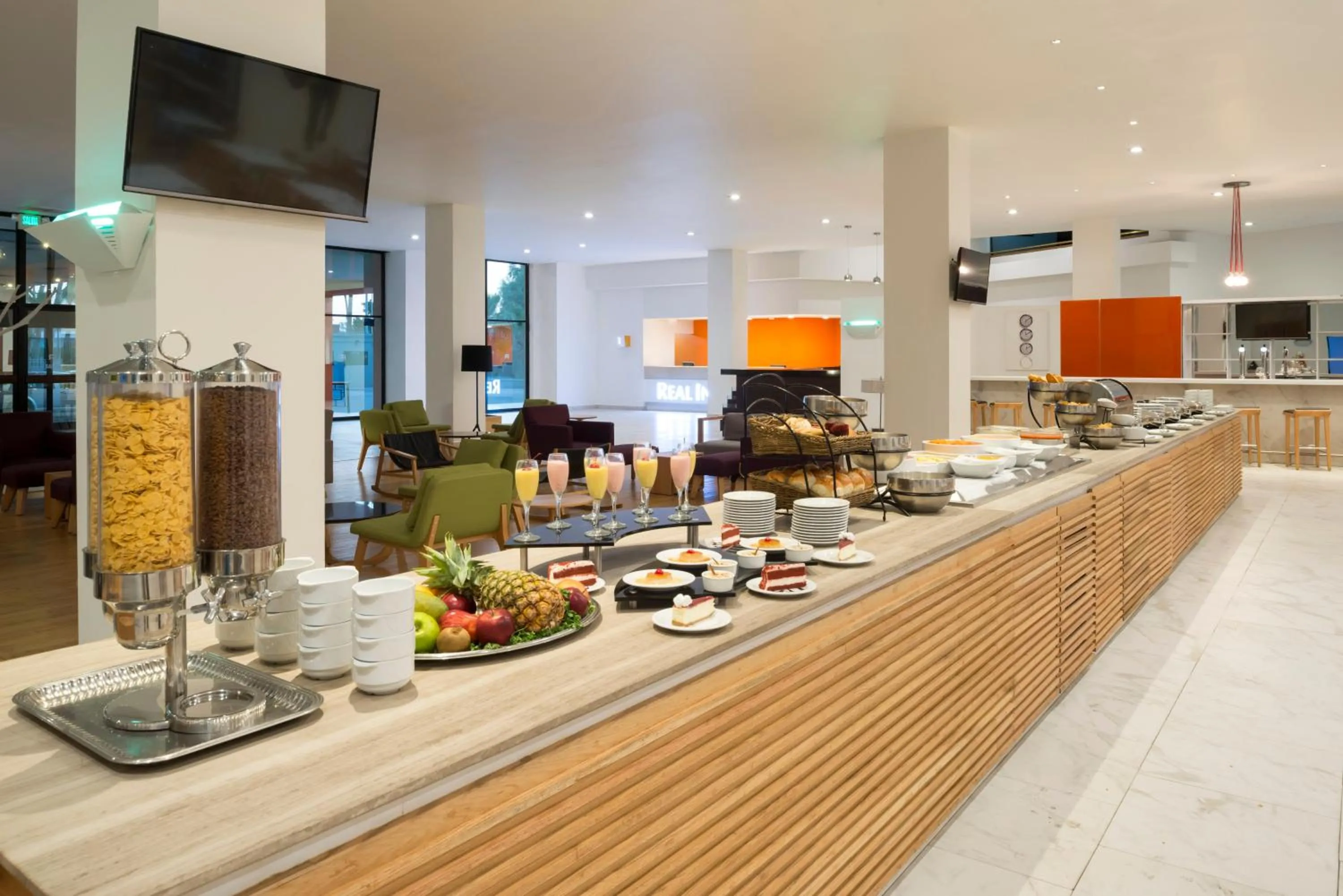 Restaurant/places to eat in Real Inn Mexicali