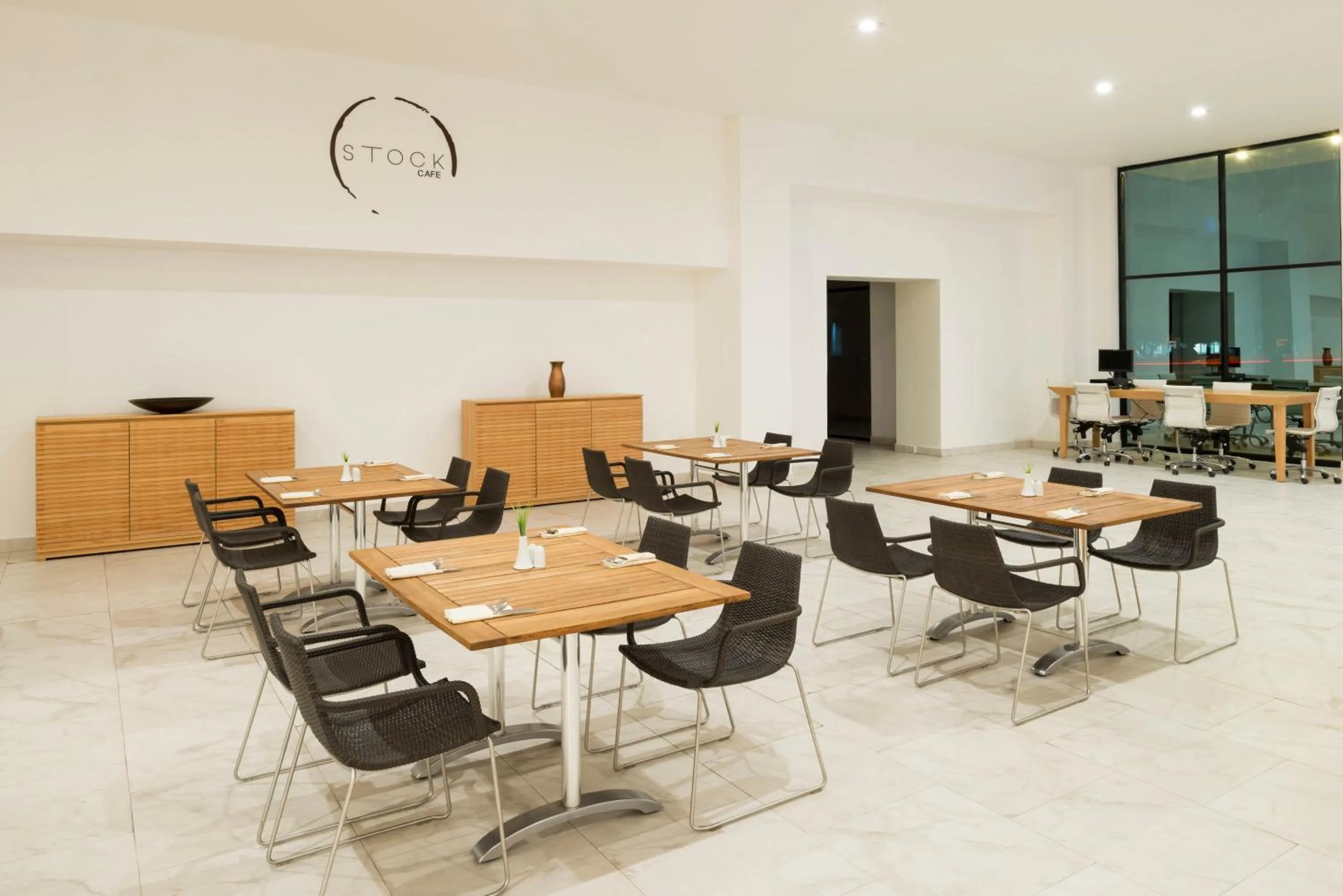 Restaurant/places to eat in Real Inn Mexicali