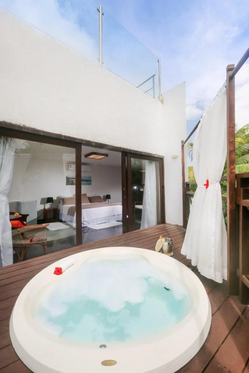 Hot Tub in Sun Bay Pipa Hotéis