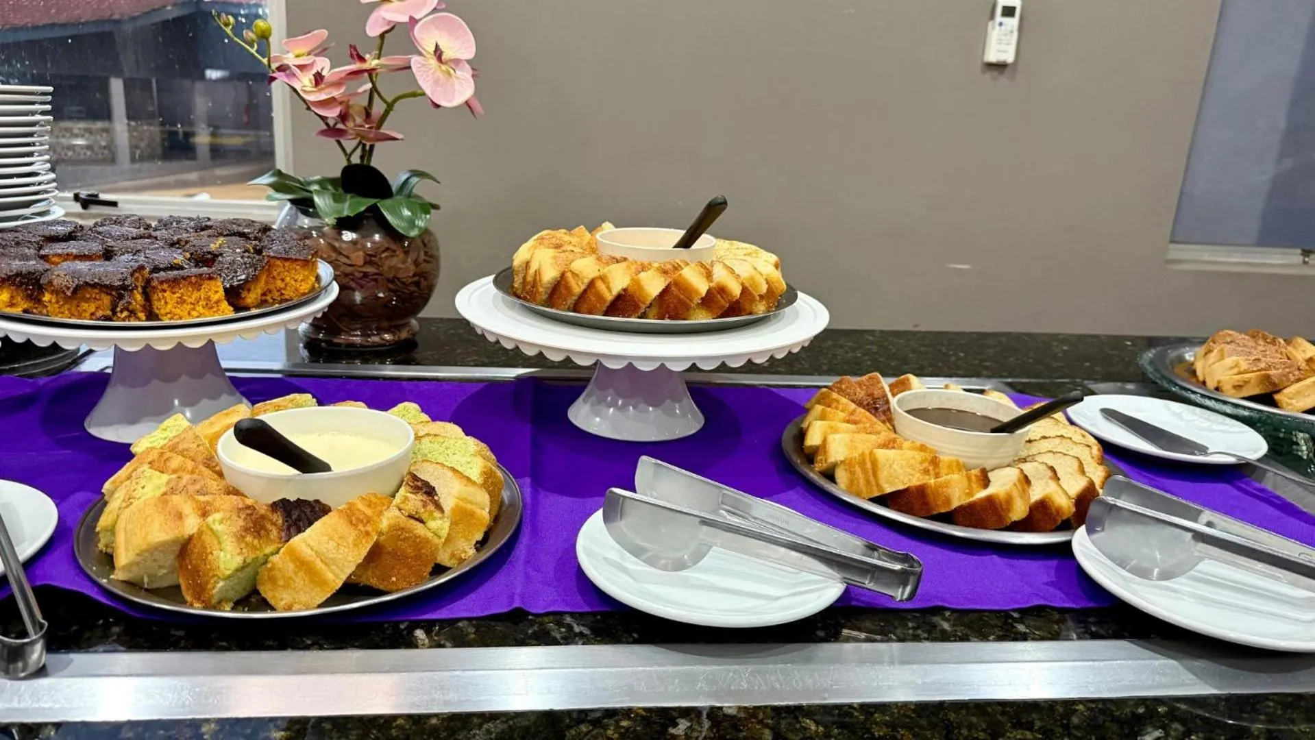 Breakfast in Manacá Hotel