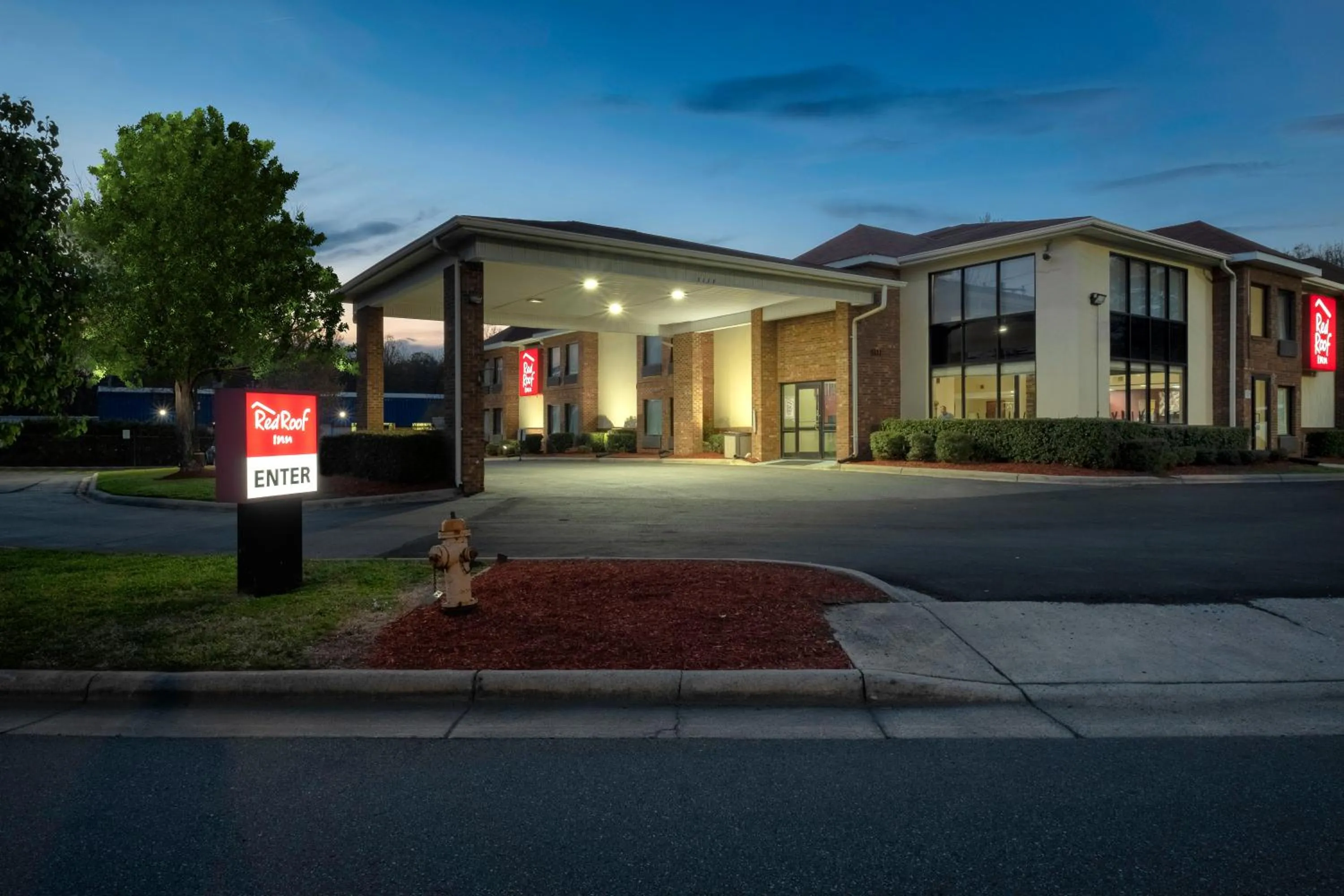 Property building in Red Roof Inn Charlotte - University