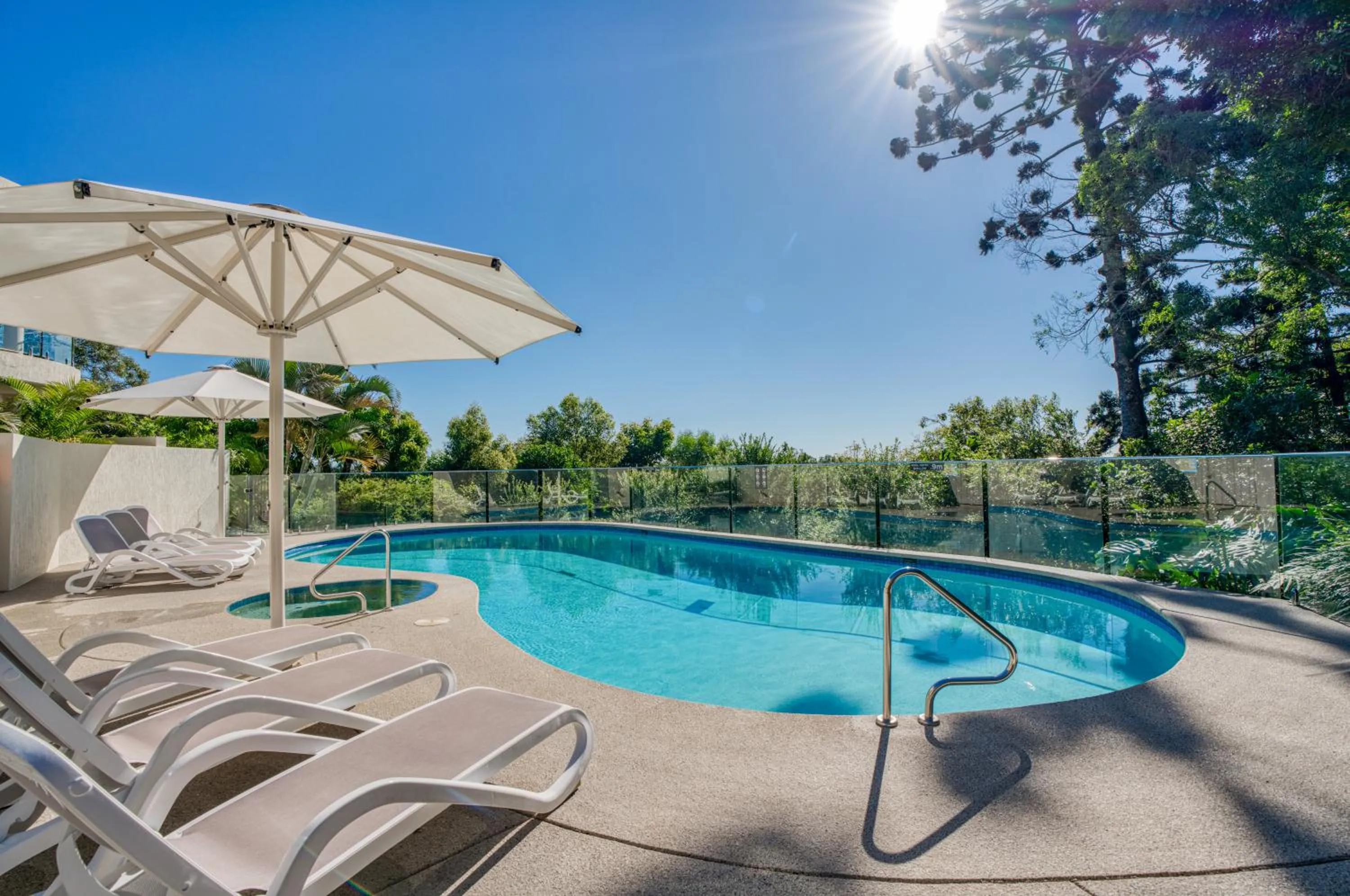 Swimming pool in Noosa Crest Resort