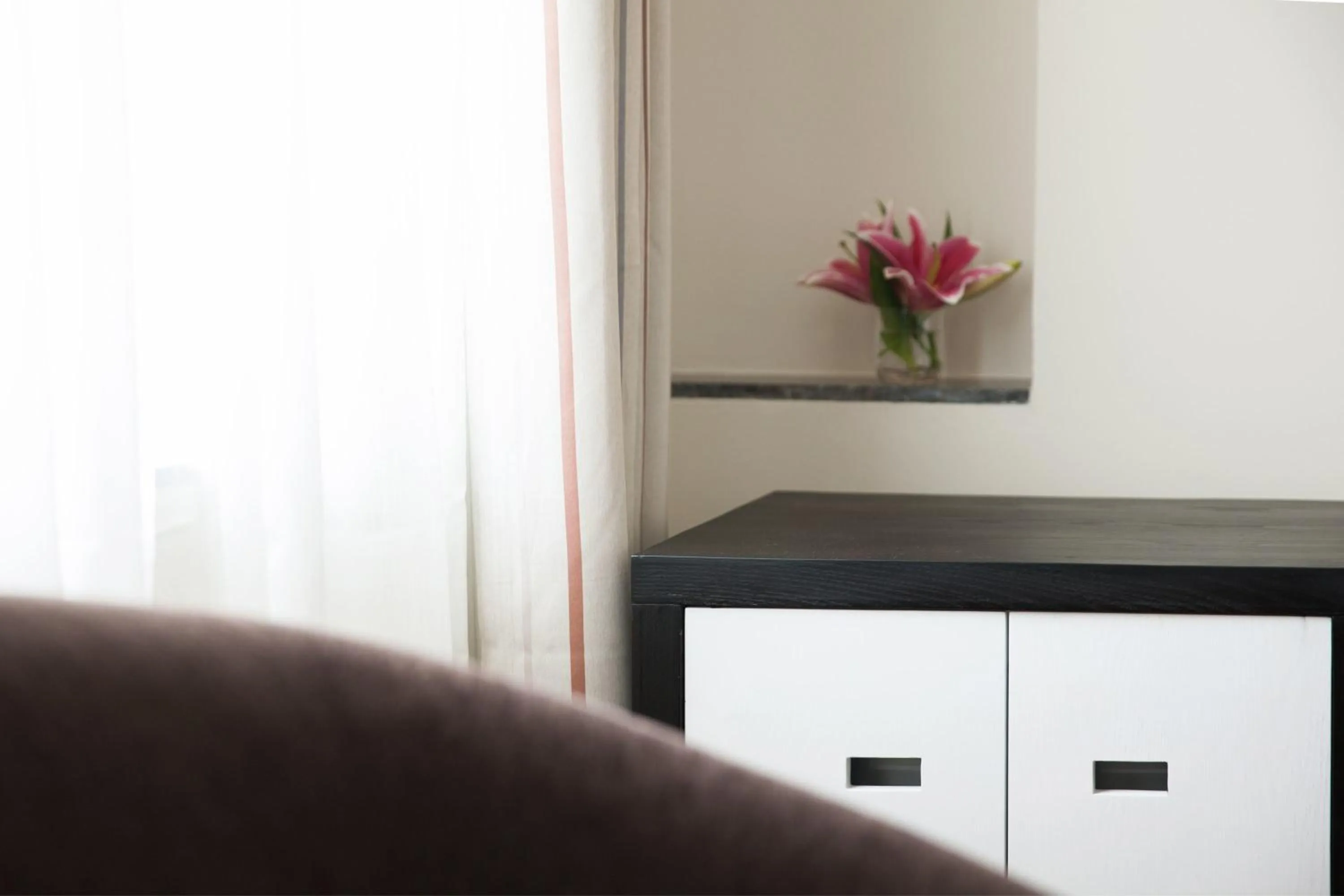 Decorative detail in Serenity Villa Hotel