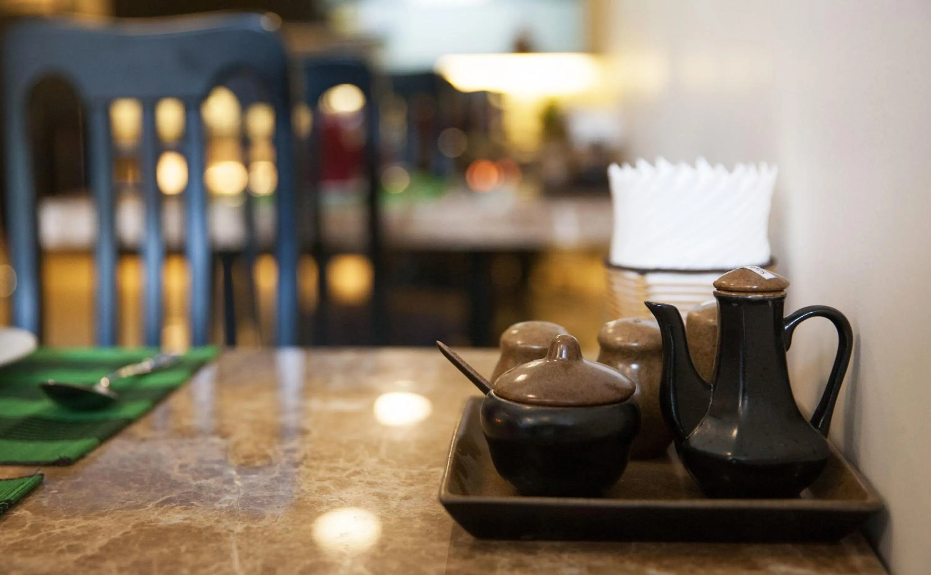 Restaurant/places to eat in Serenity Villa Hotel